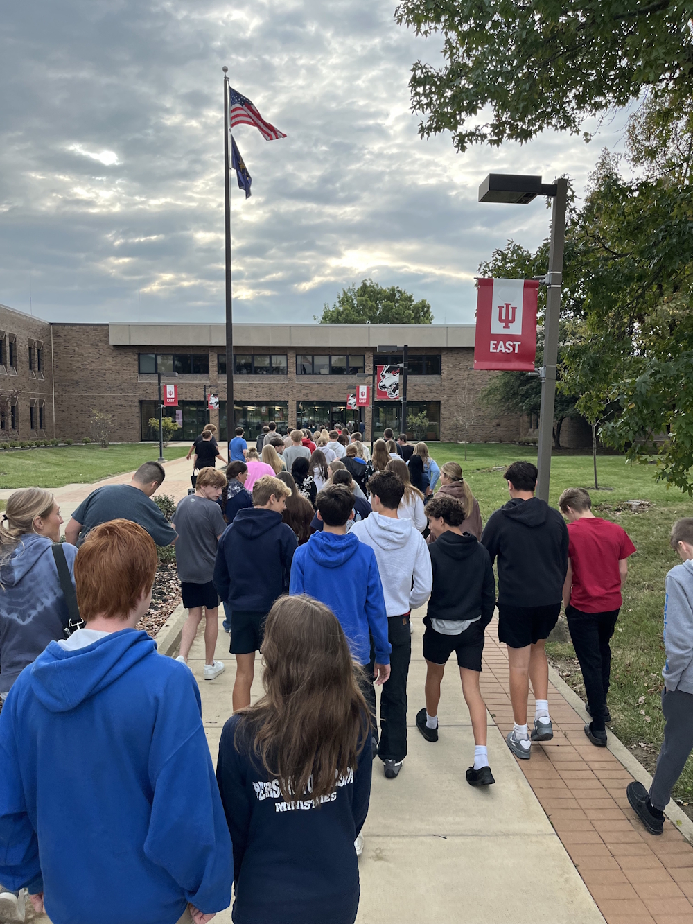 Students walking into IU East on college visit day.