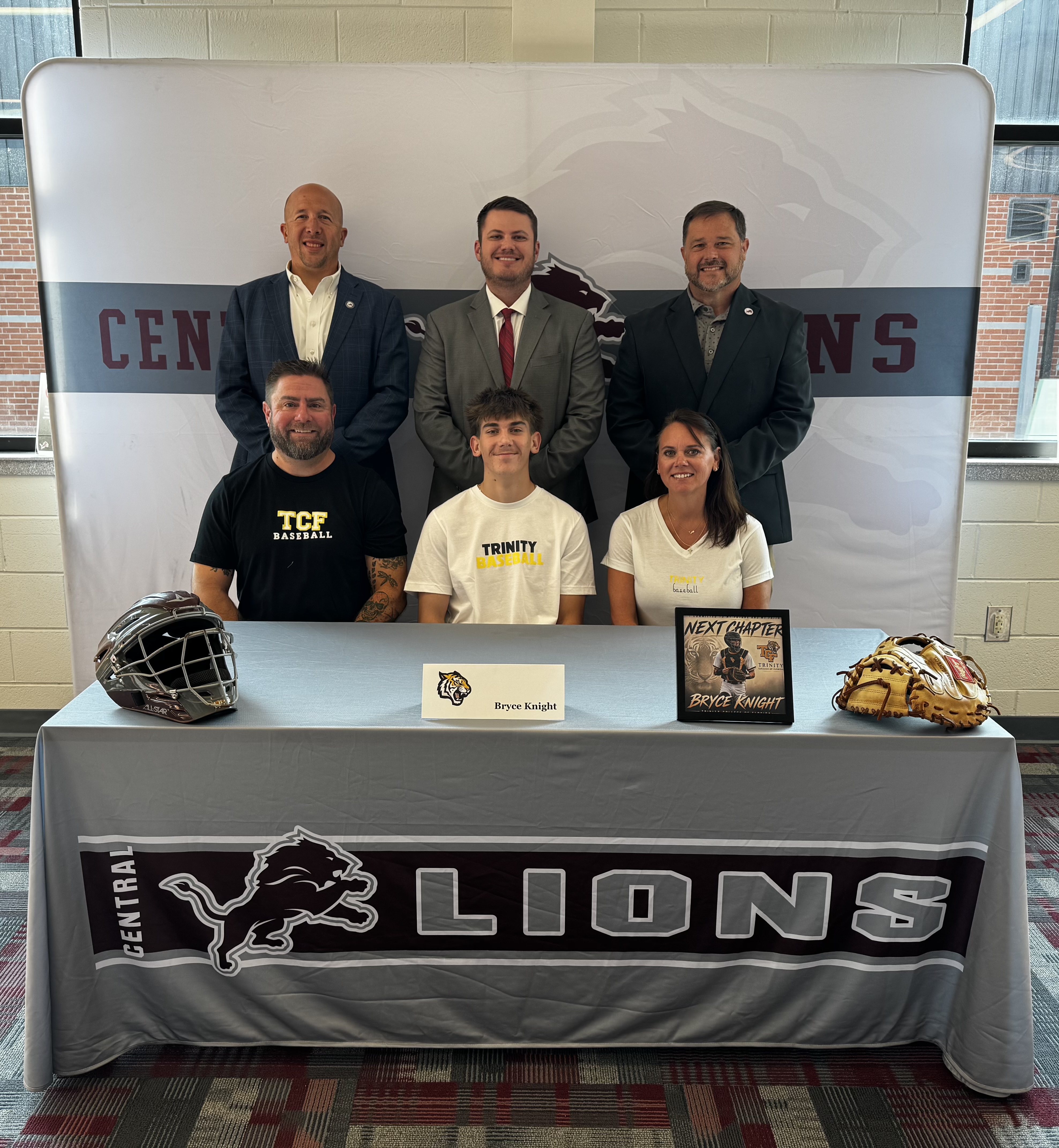 Bryce Knight Signs with Trinity College of Florida