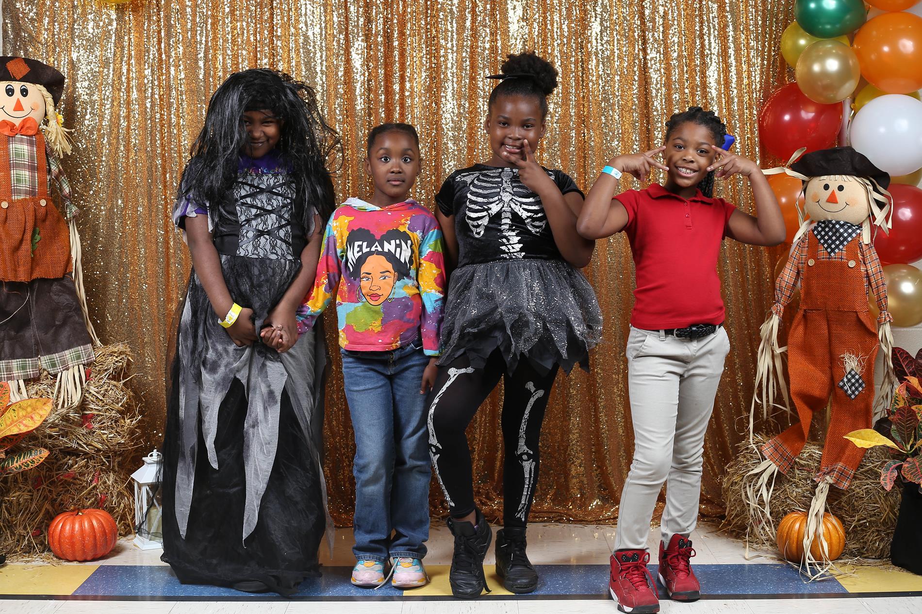 Costume Dance