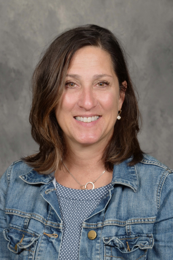 Paraprofessional, Cheryl Peltak