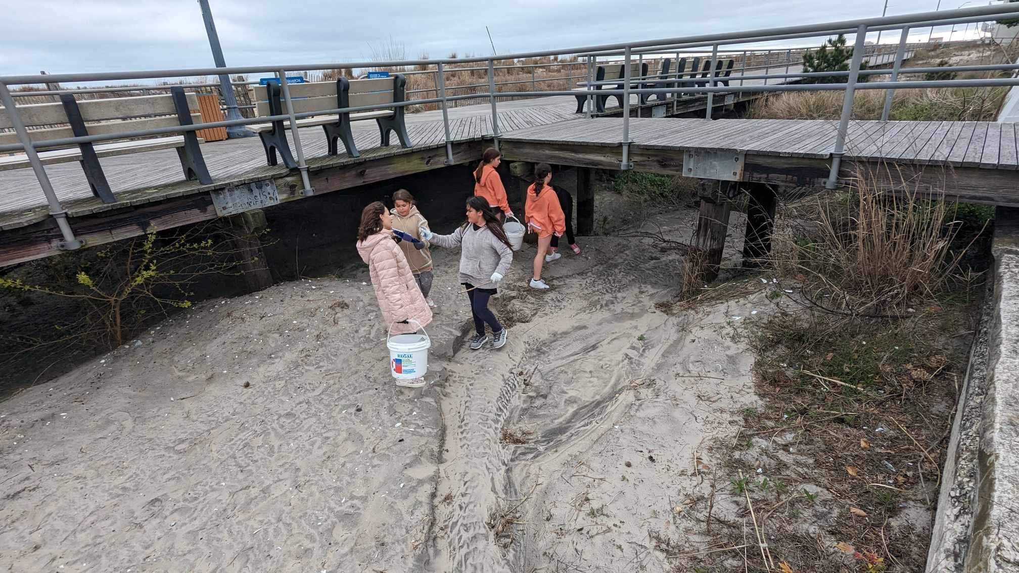 VECC Beach cleanup April 2024