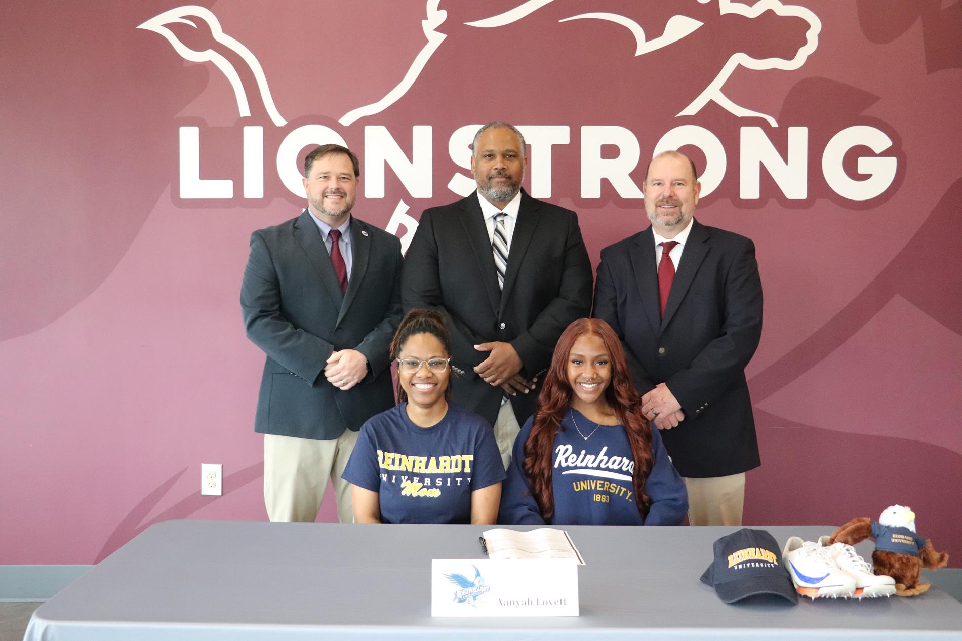 Aanyah Lovett signs with Reinhardt