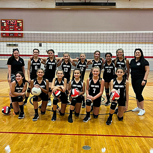 team photo of the 22/23 Thunderbolt Girls Volleyball team