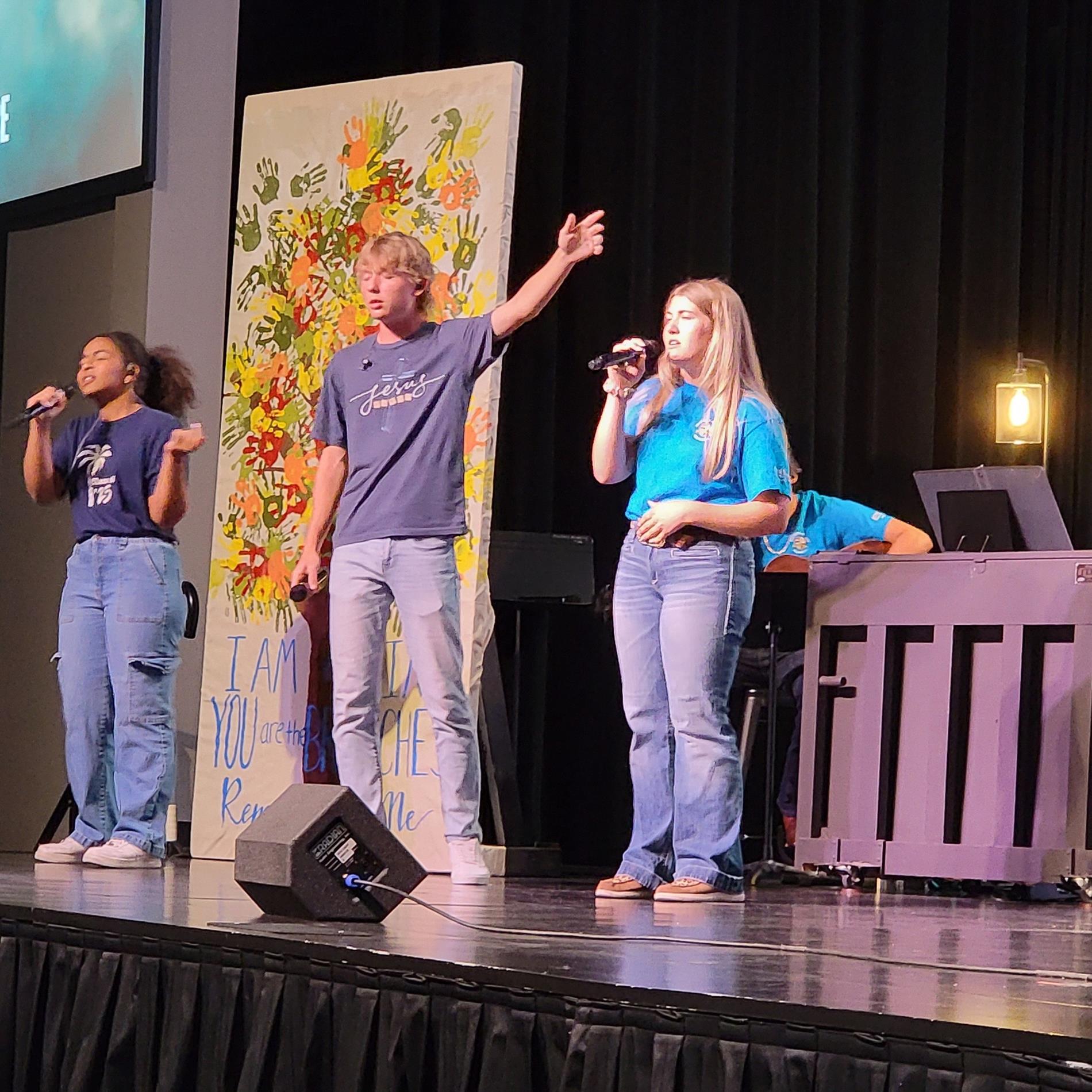 Upper School Spiritual life Upper School Spiritual life