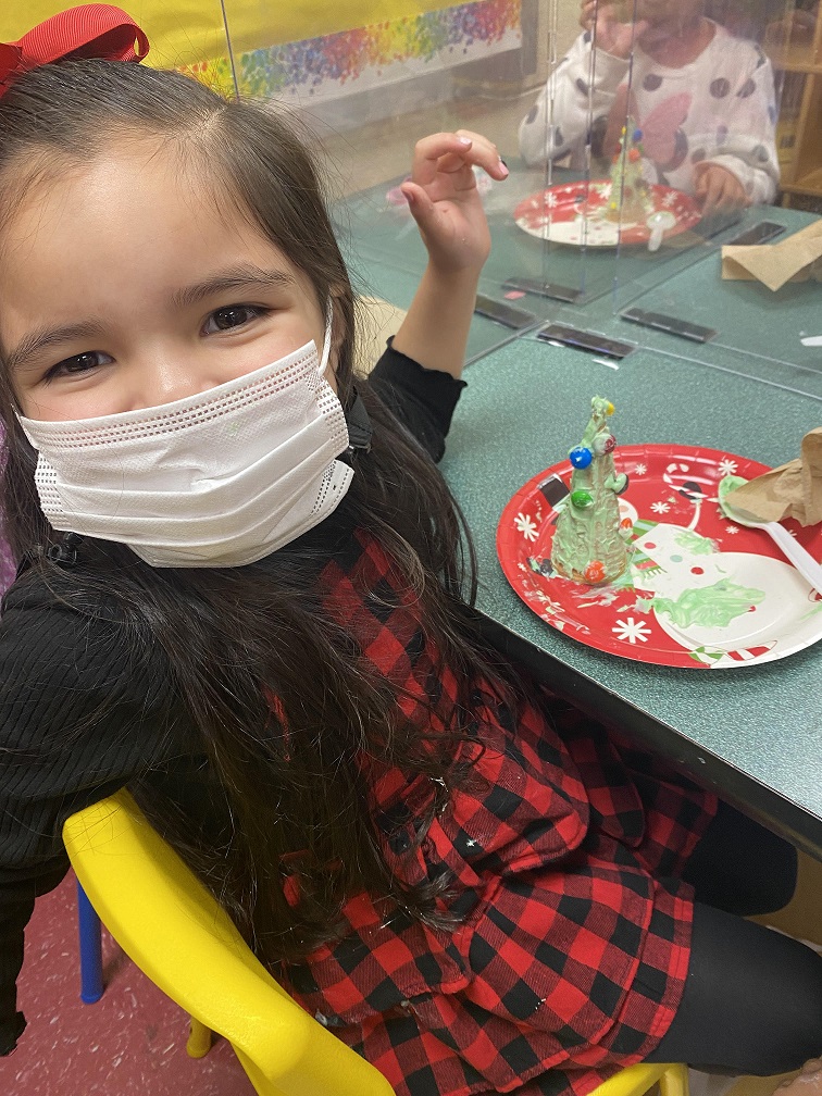 PRE-K EDIBLE CHRISTMAS TREE