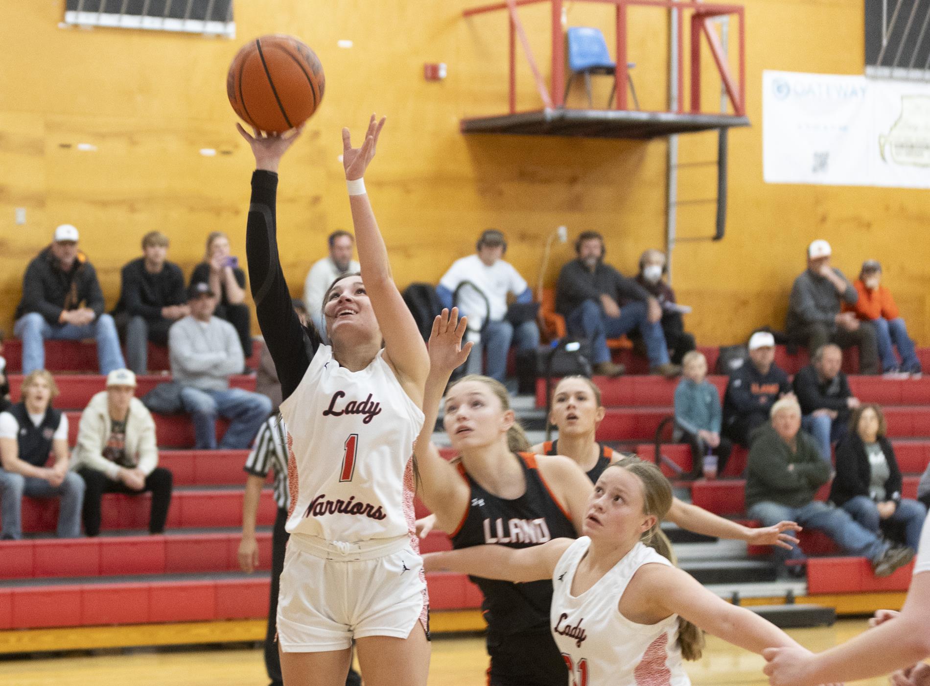 Ingram Tom Moore girls basketball vs Llano