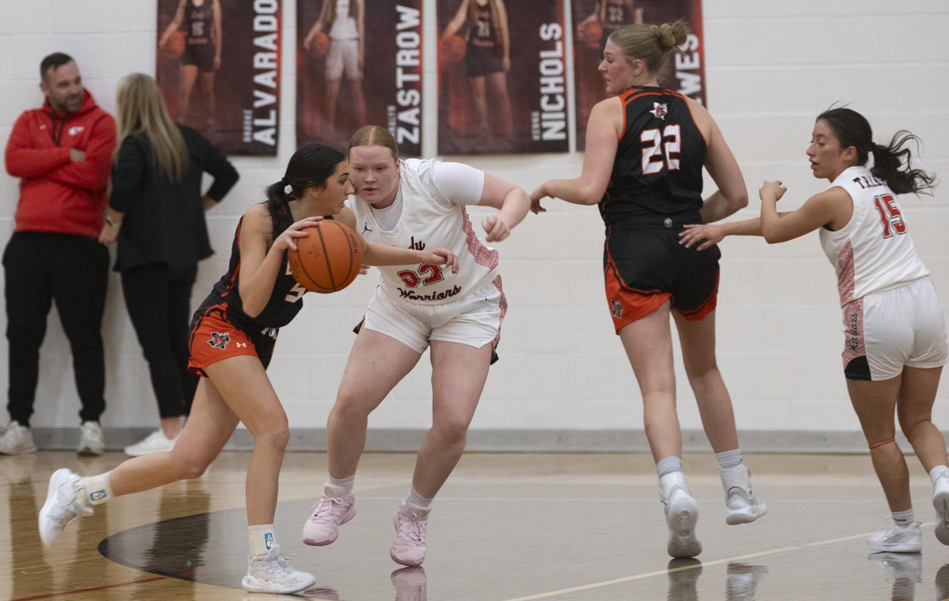 Ingram Tom Moore girls basketball vs Llano