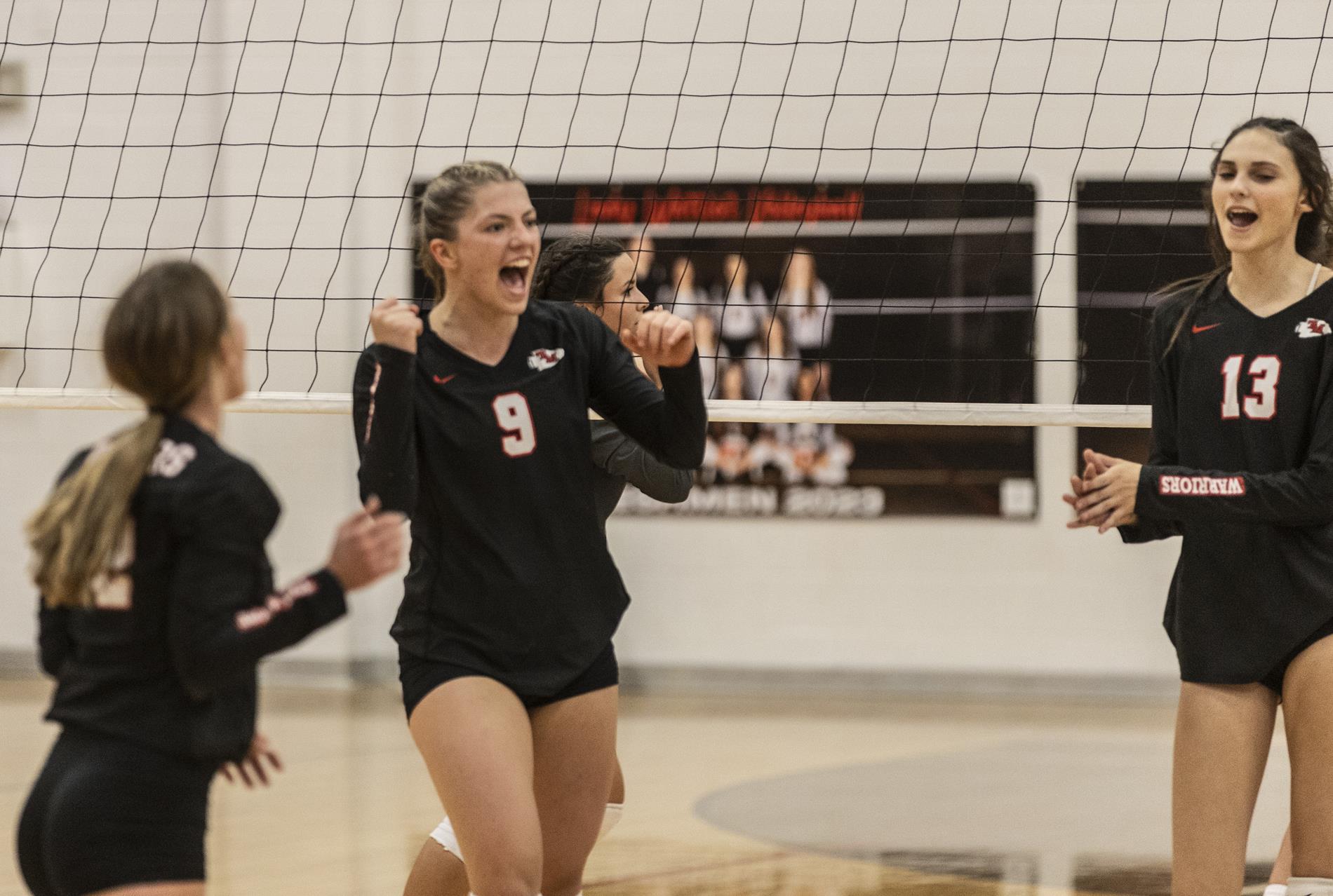 Ingram volleyball vs. Harper