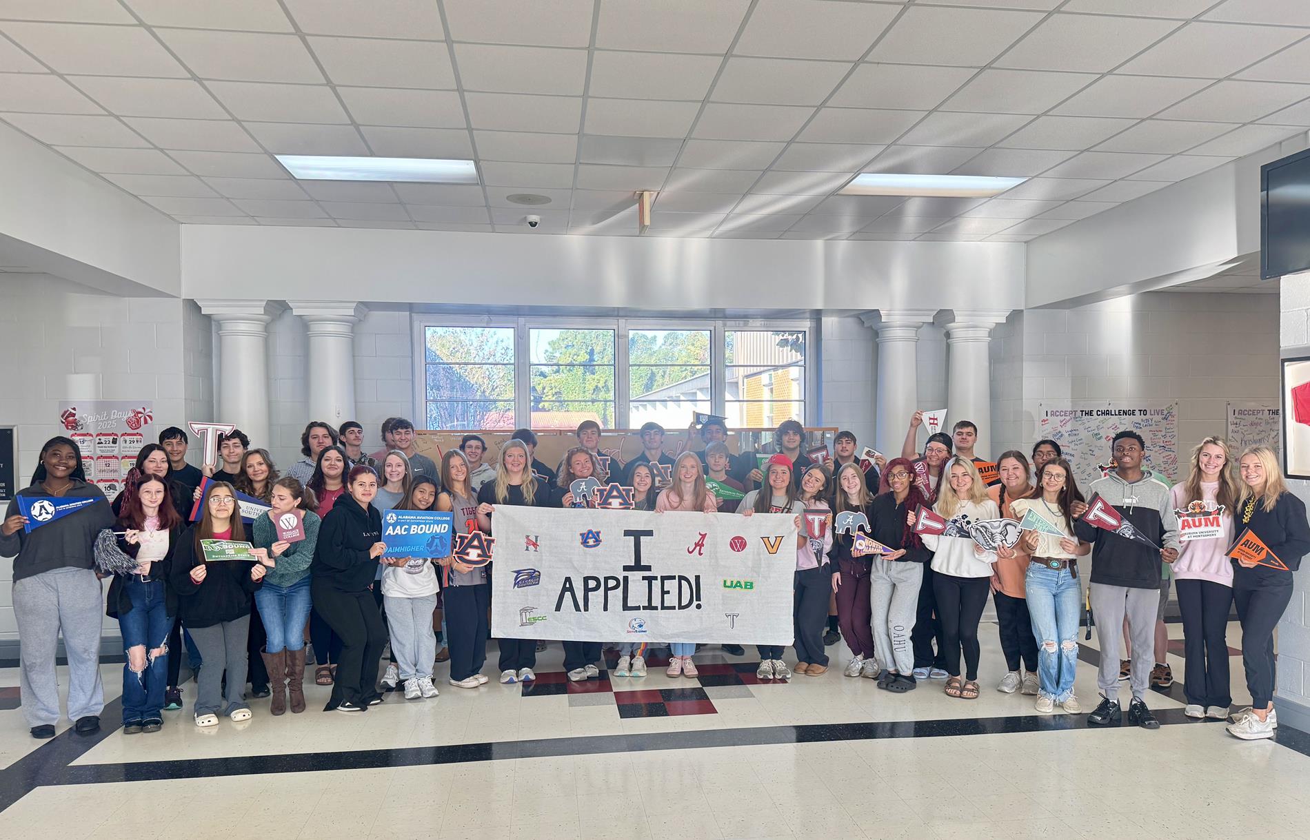 Seniors applied for college