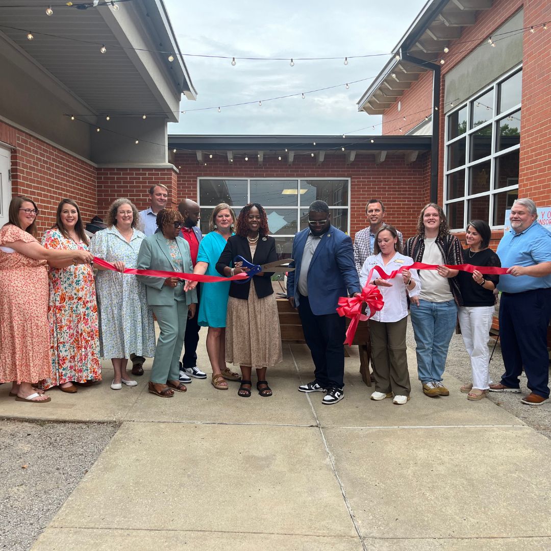 PJHS Ribbon Cutting Photo
