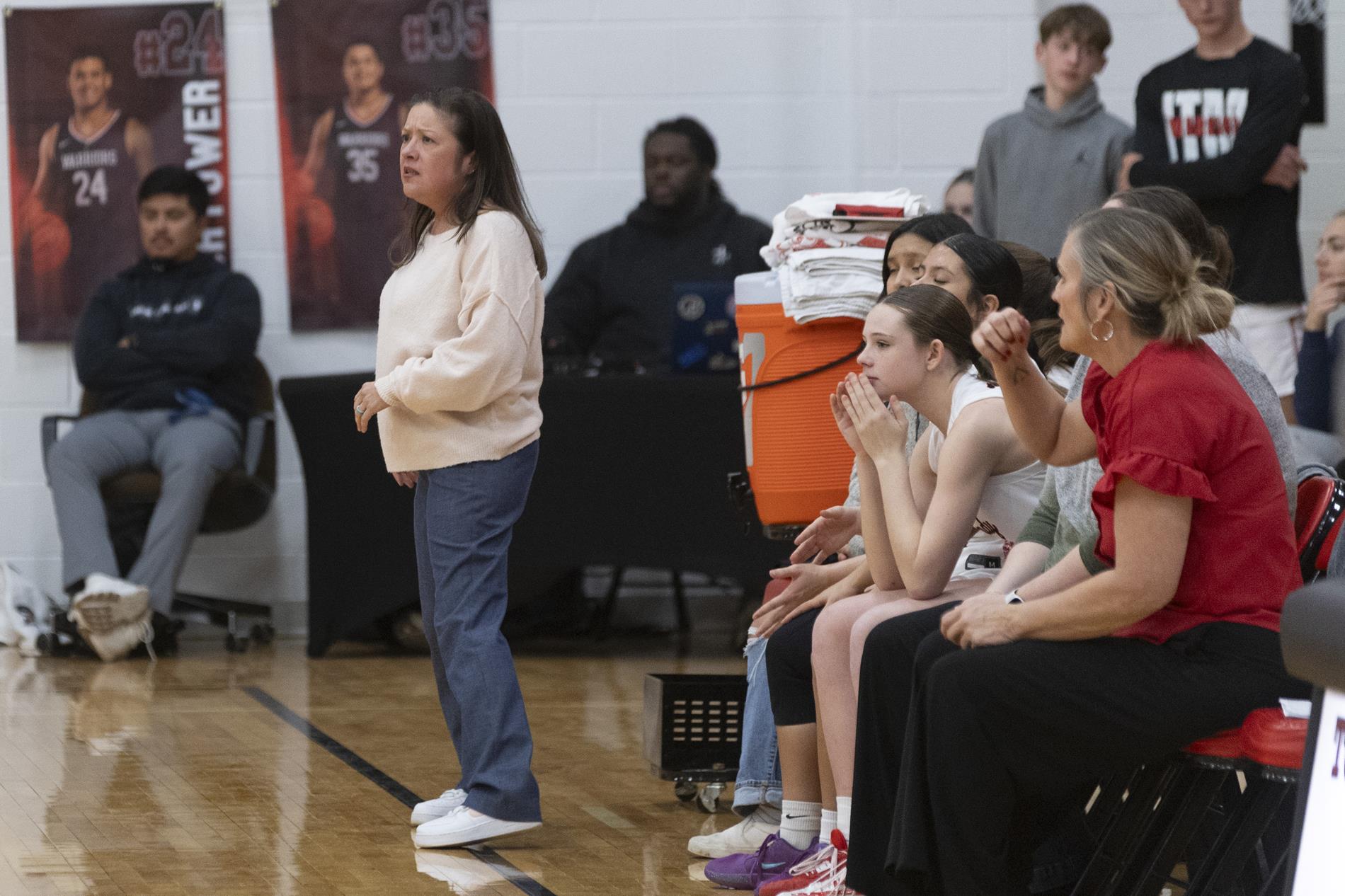 Ingram Tom Moore girls basketball vs Llano