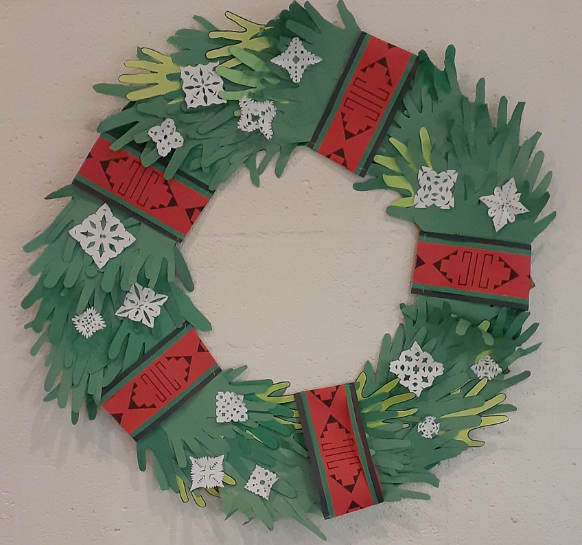 Student/ Staff hand Hopi-Holiday Reef decoration 1 of 2
Mr.Dashee