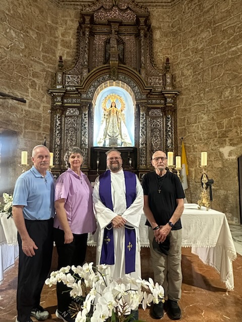 Photo from La Sagrada Familia with the people who visited in March.