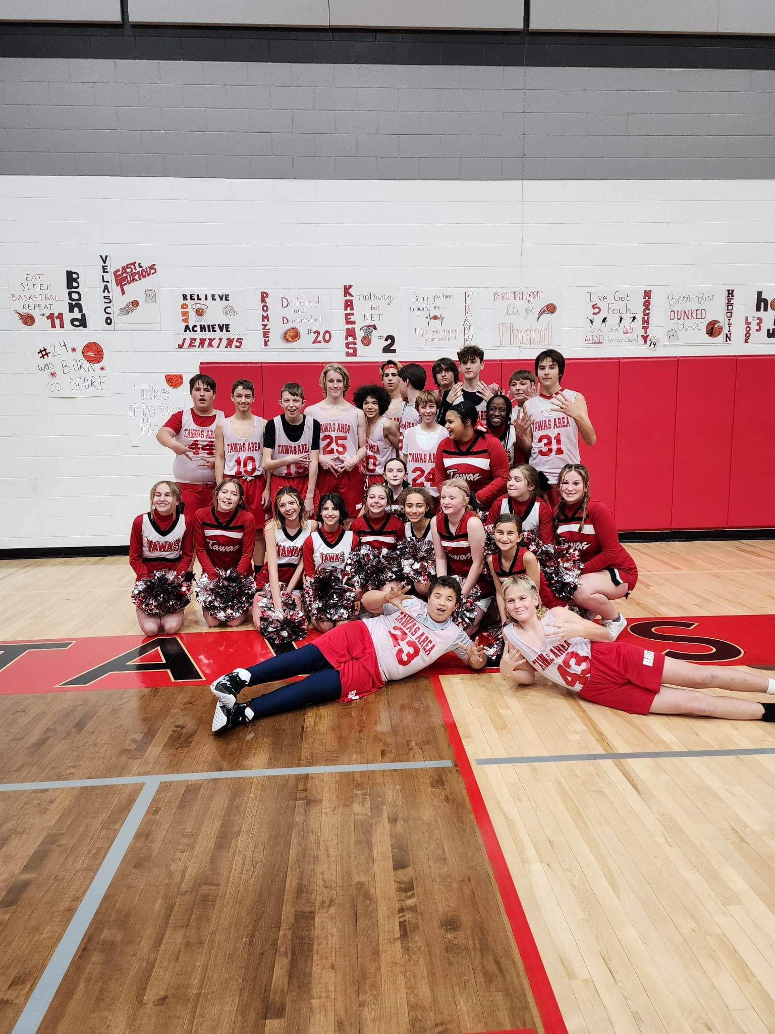 Boys basketball photo