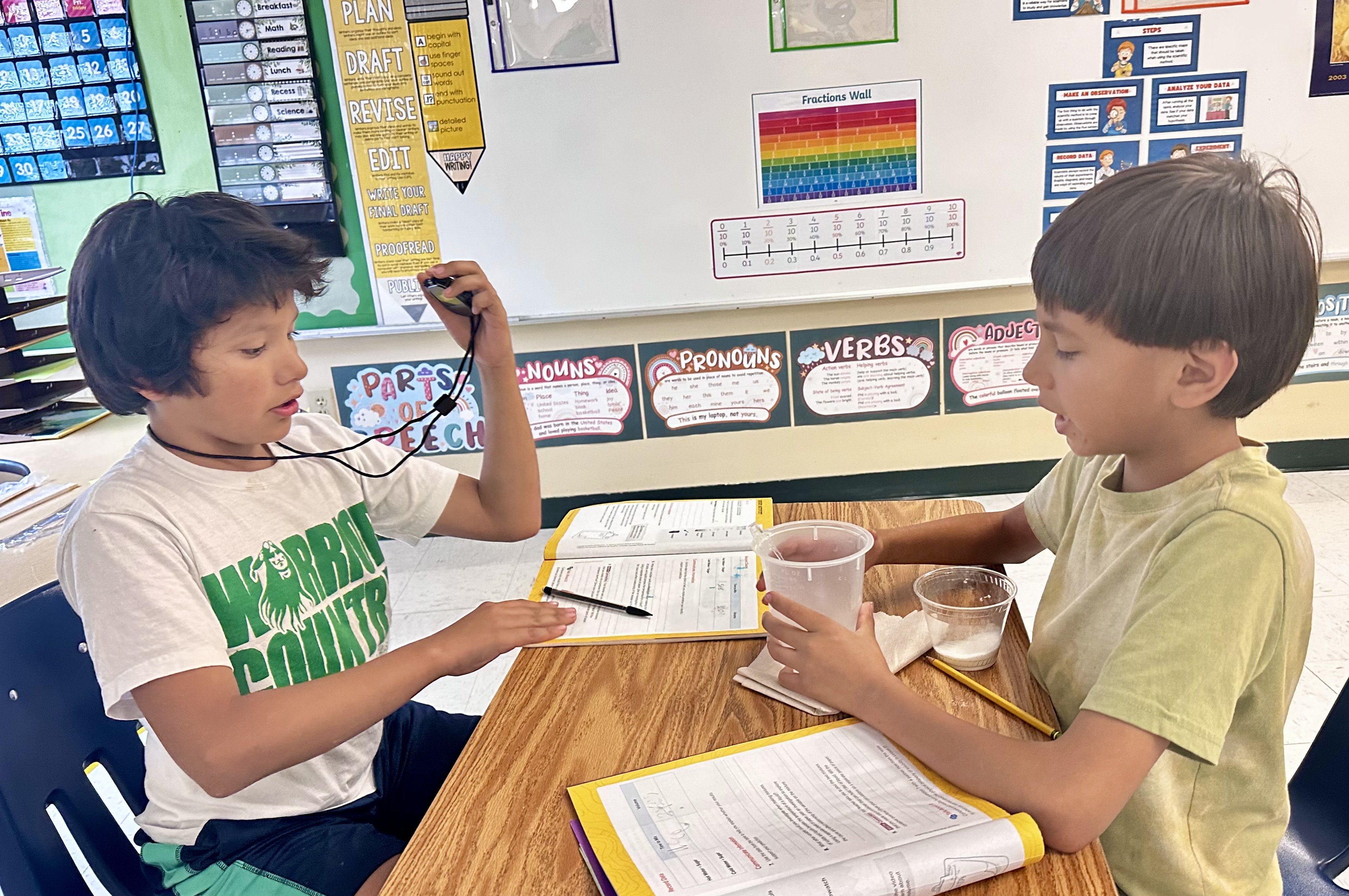 Mix it up! Beakers, timers, and curious minds at work 🧪⏱️