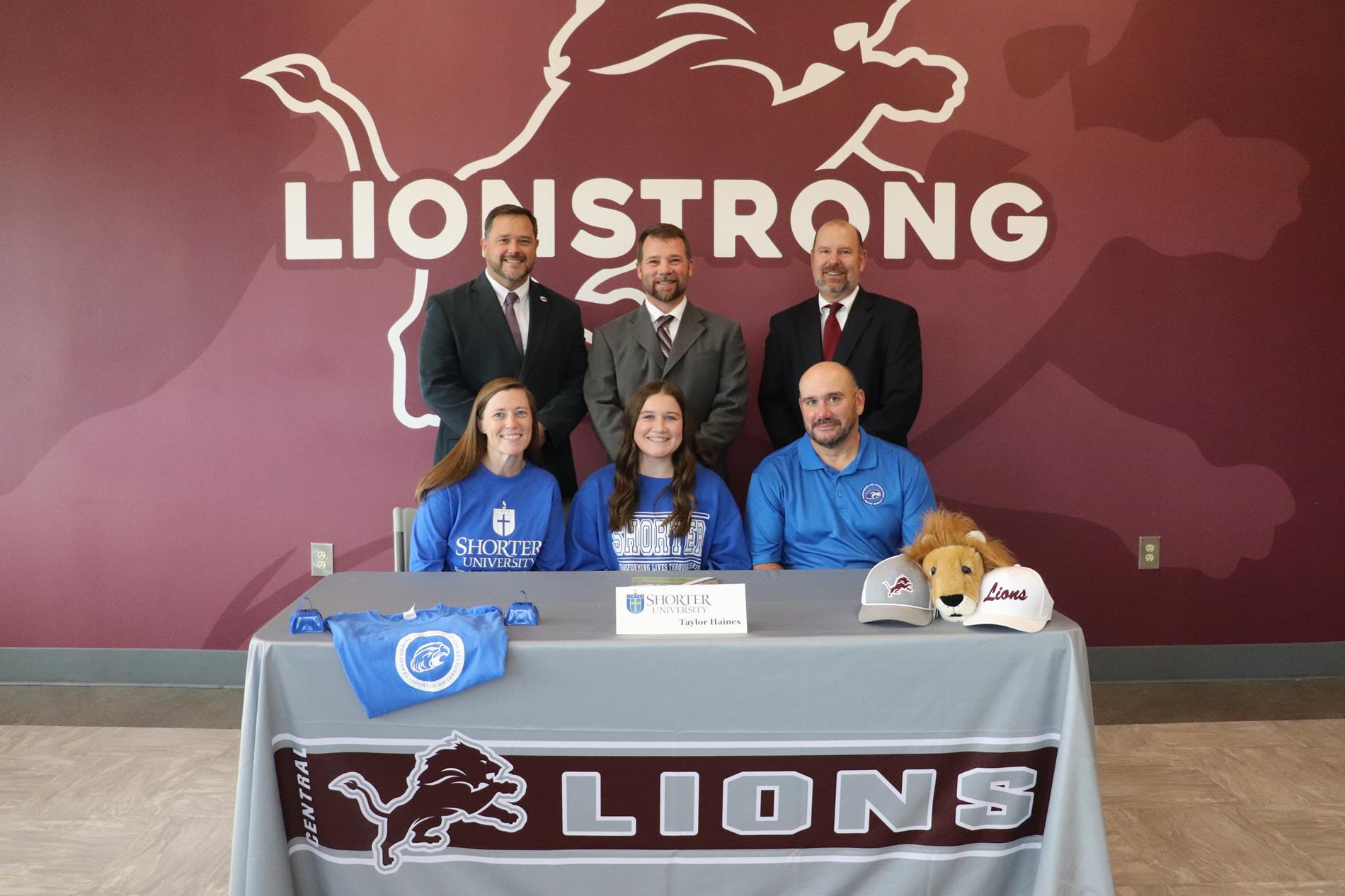 Central High School Senior Signs to Play Golf for Shorter