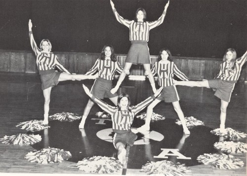 1971 Cheer