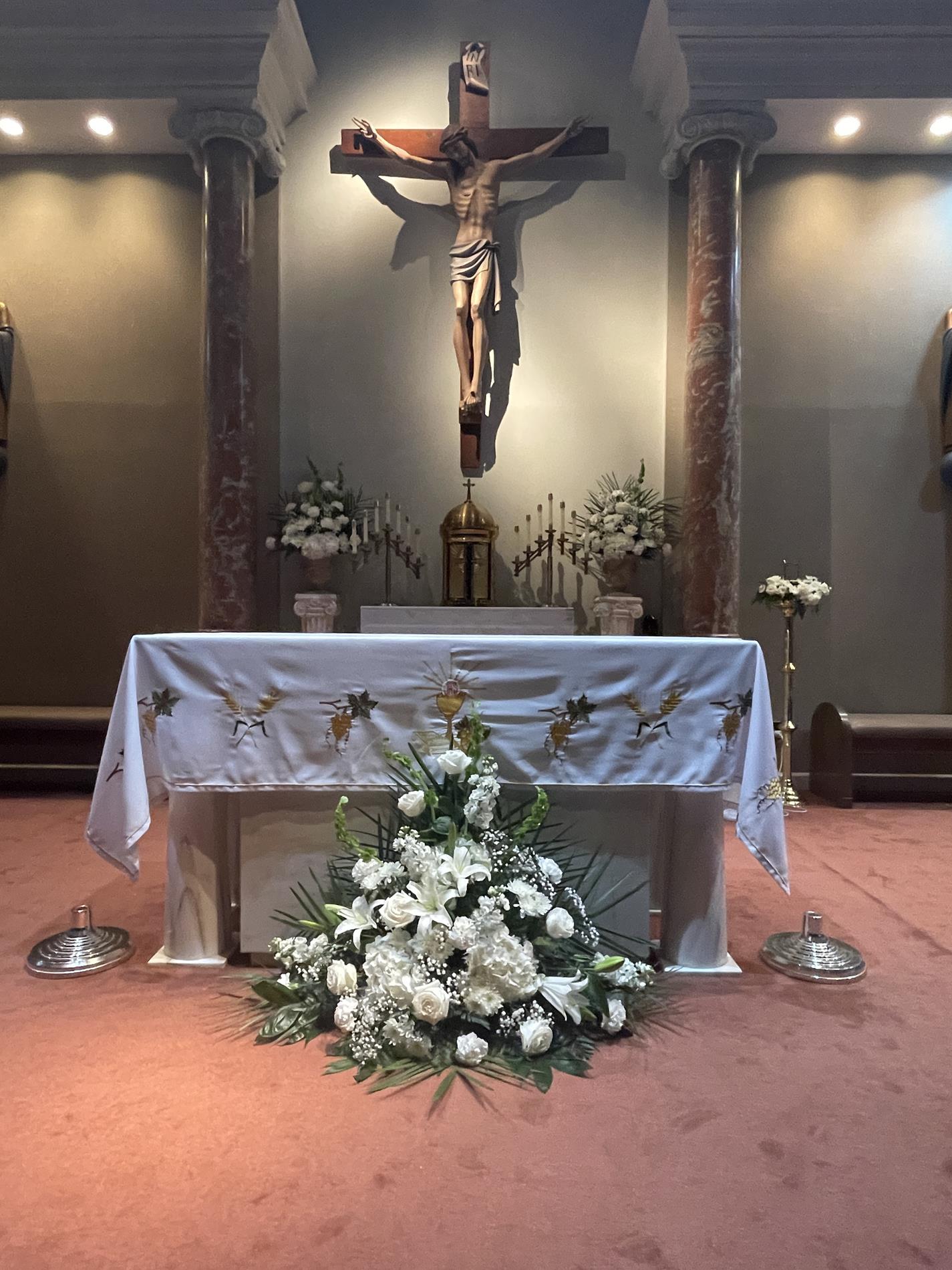 Beautiful altar cloth and flowers