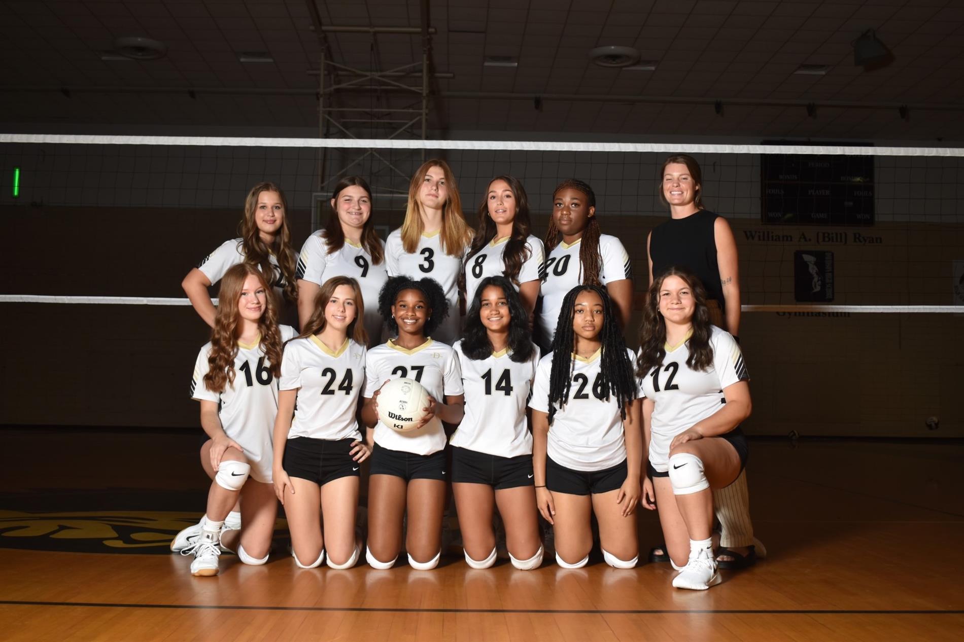 volleyball team pic 1