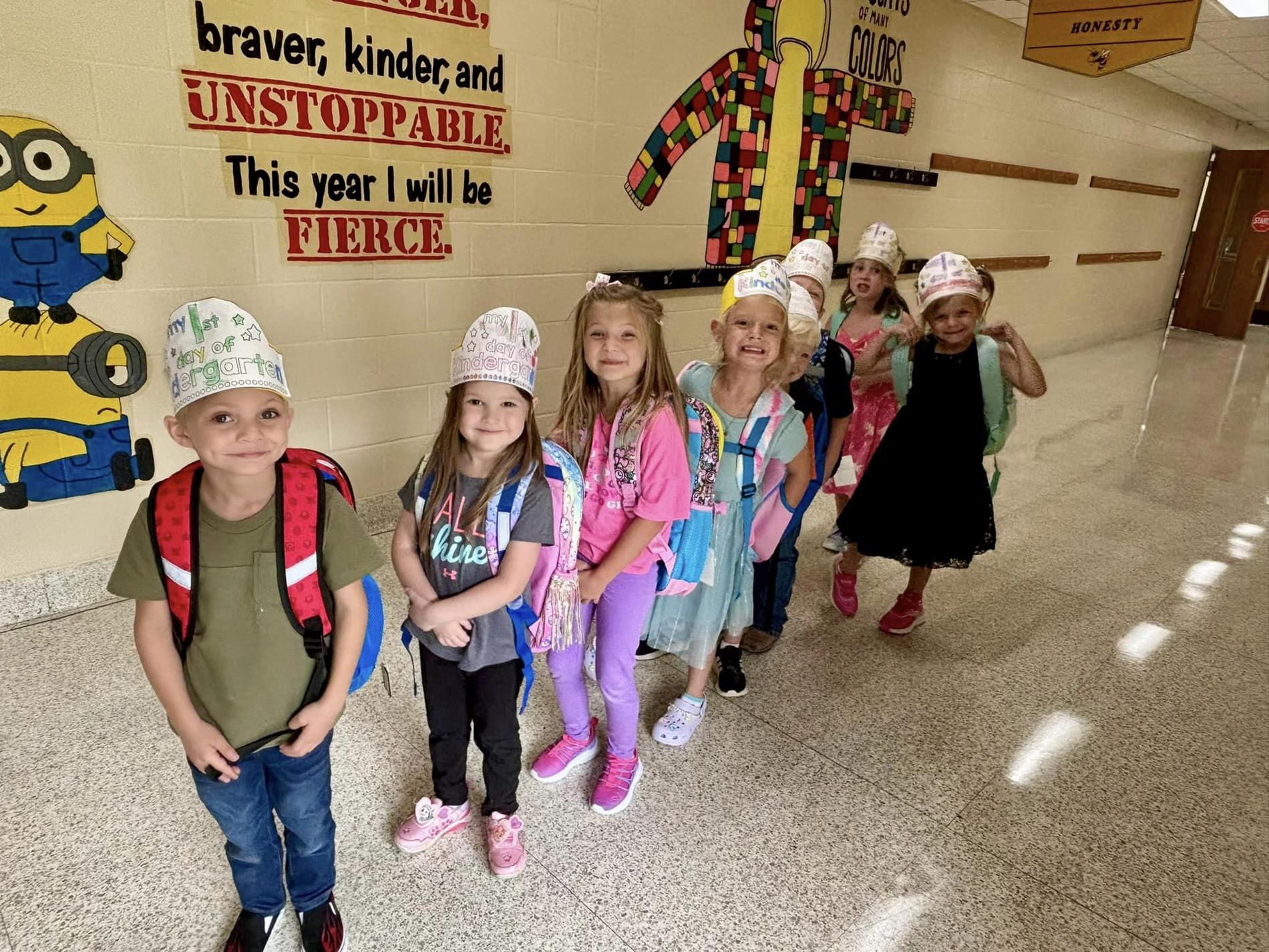 Kindergarten lined up for Bus