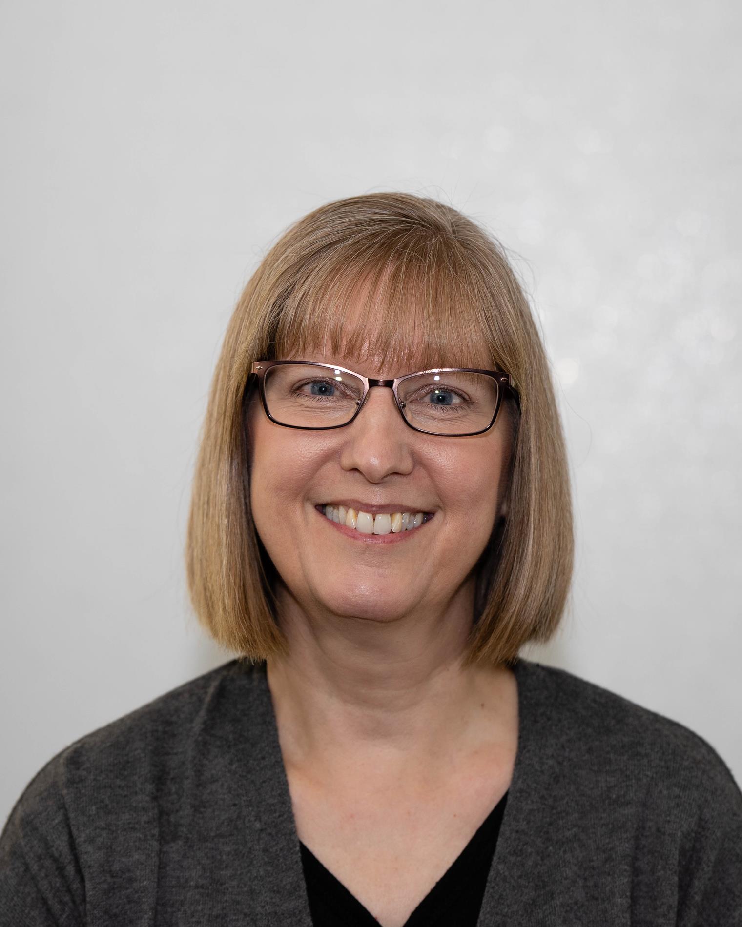 Suzanne Hinrichs Suzanne Hinrichs