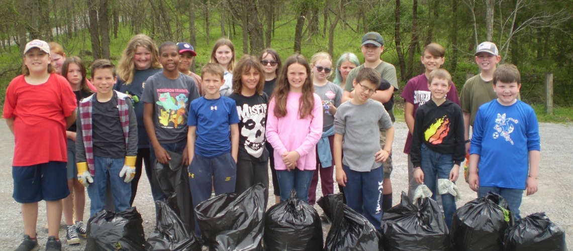 Students at Tunnel Hill for Earth Day