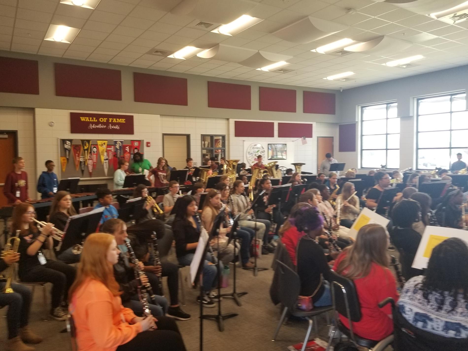 7th & 8th Grade Honors Band Rehearses for Performance