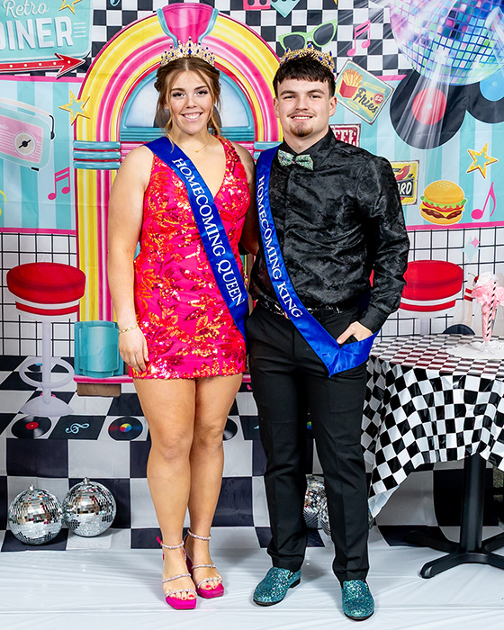 Queen Haylee Kellogg and King Zac Mayfield