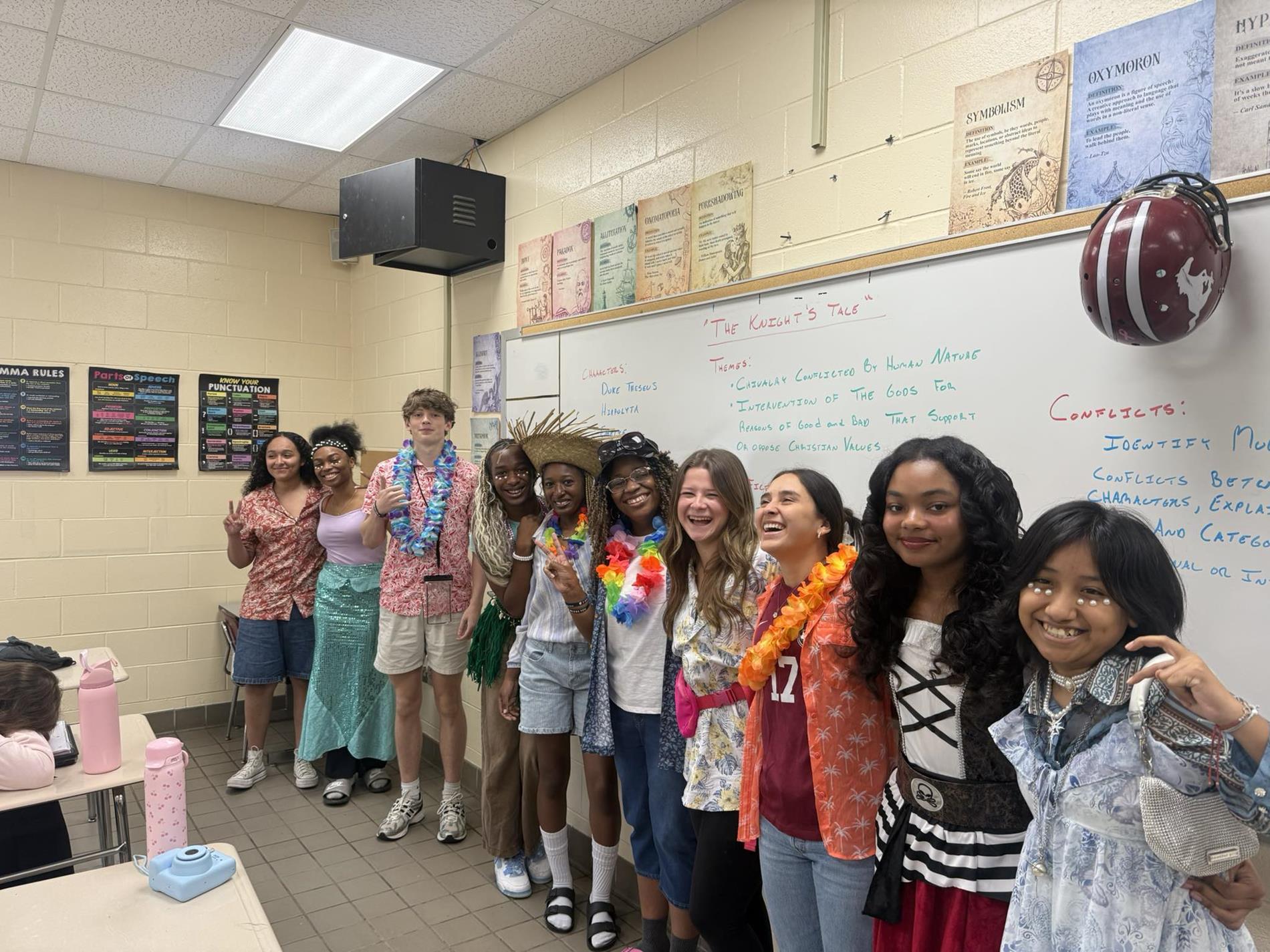 Students Dressing Up for Homecoming Week