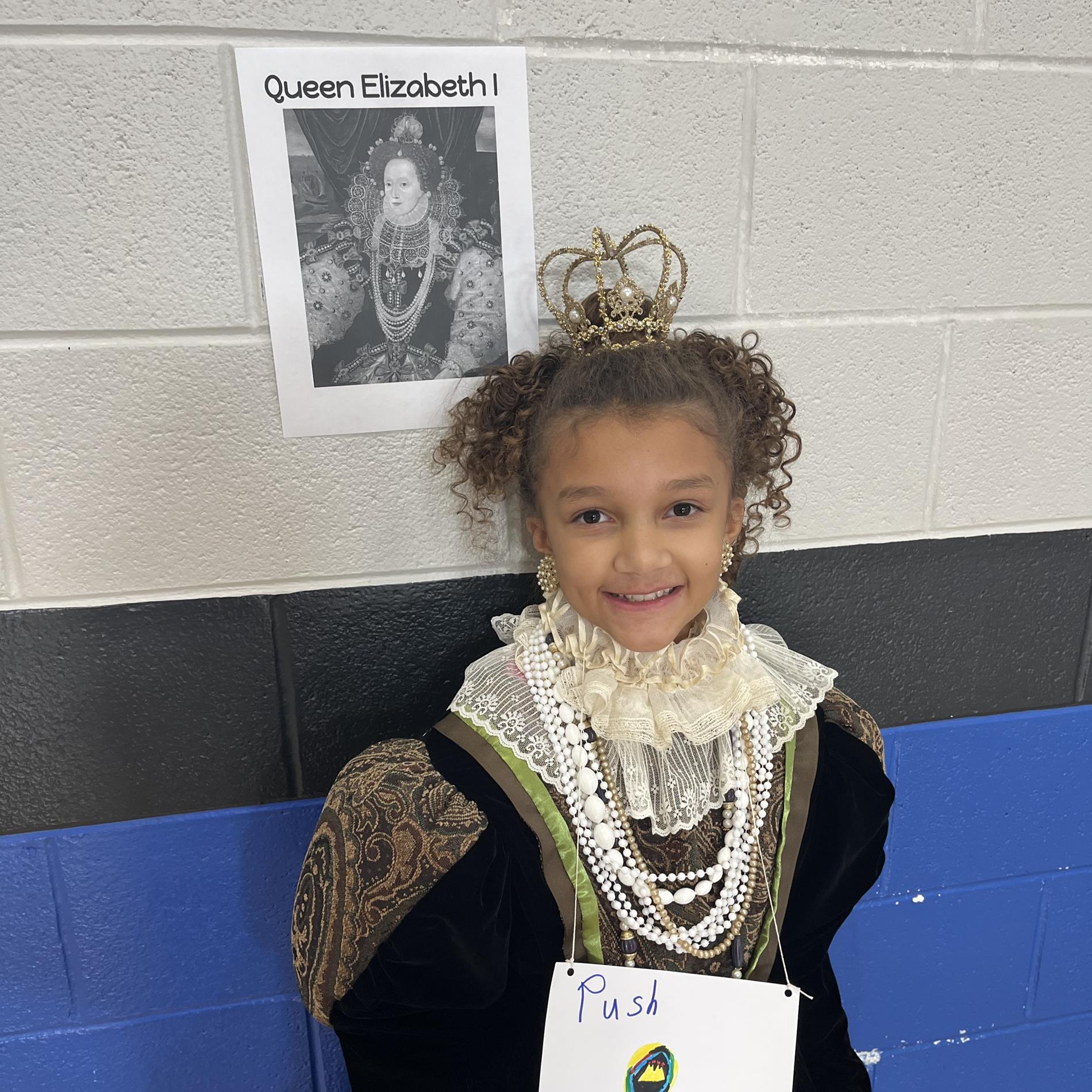 4th grade Wax Museum Queen Elizabeth I