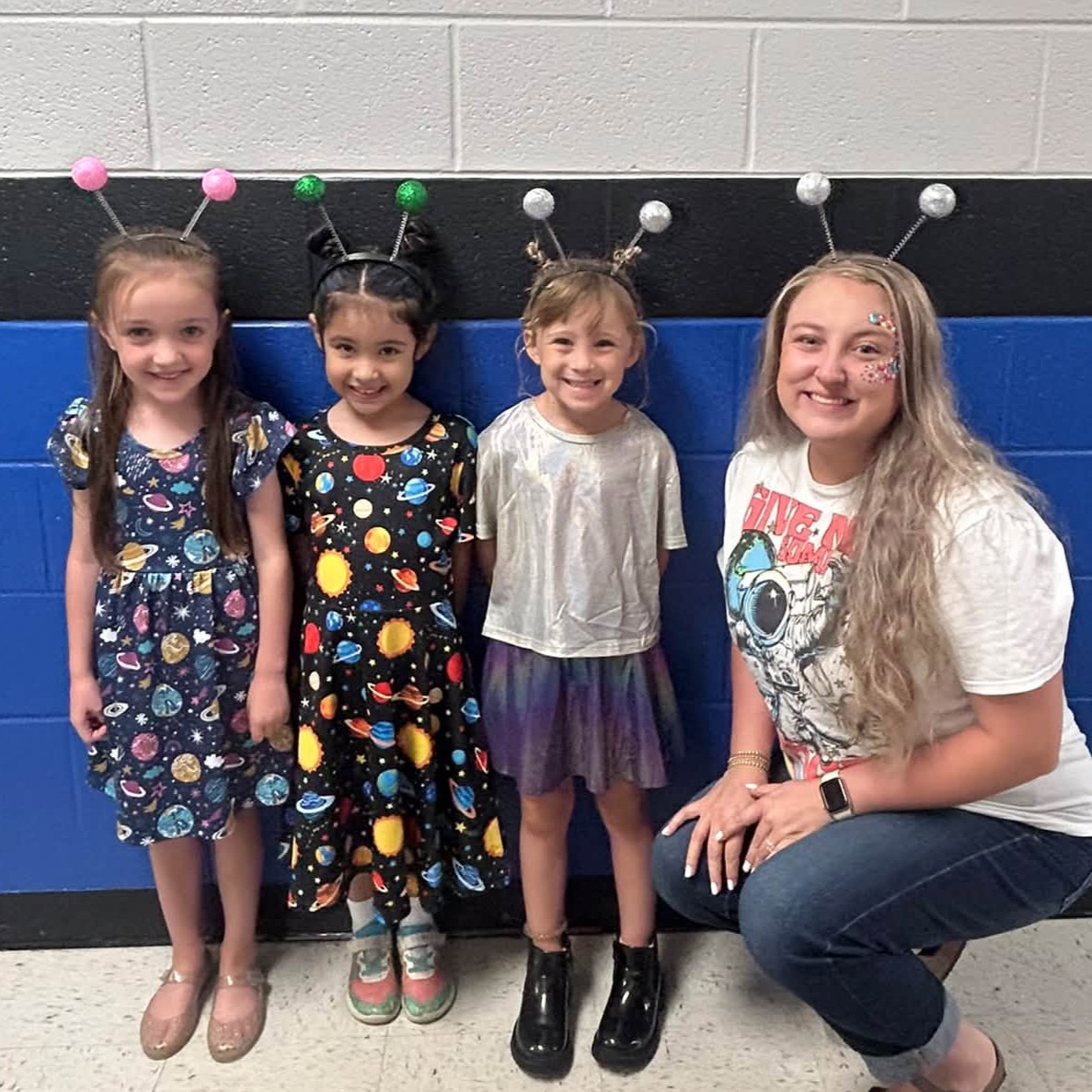 Kindergarten aliens