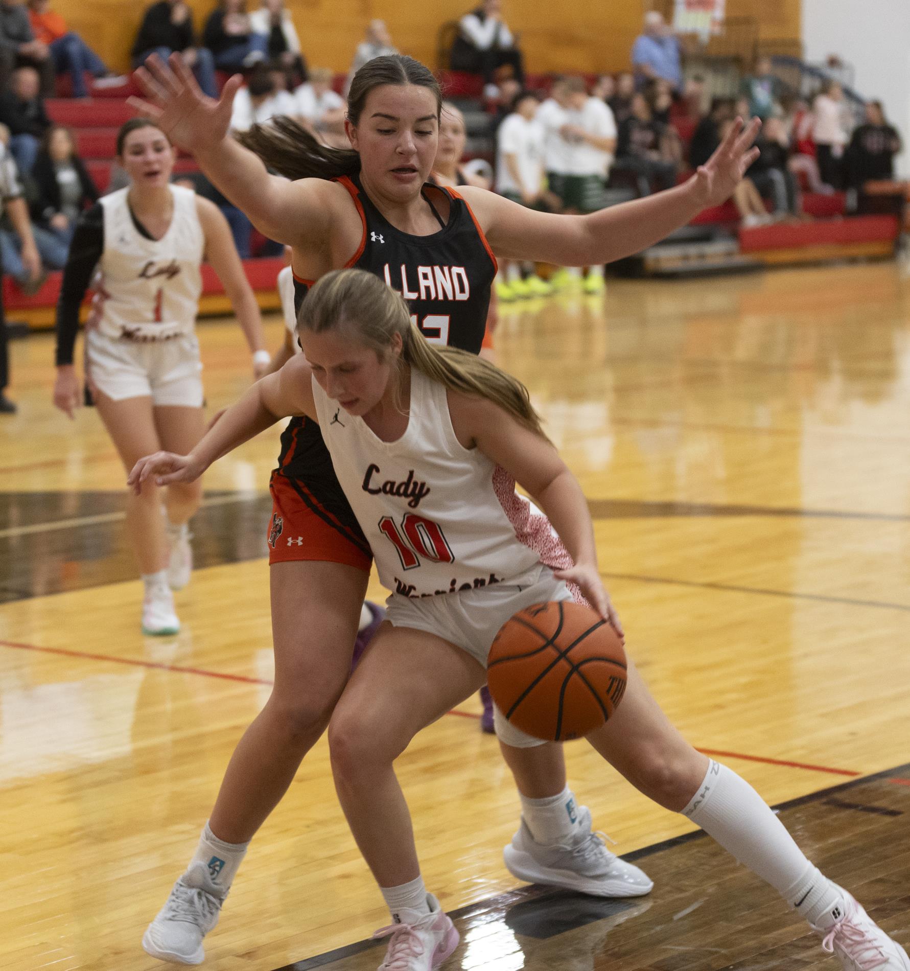 Ingram Tom Moore girls basketball vs Llano