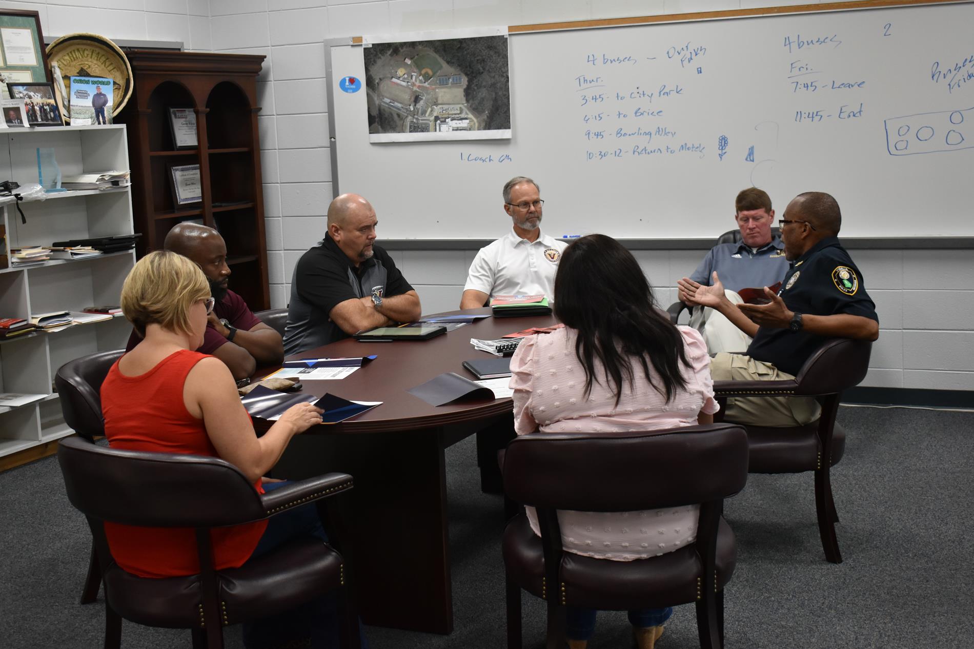 Vidalia Admin Meets with Chief James Jermon