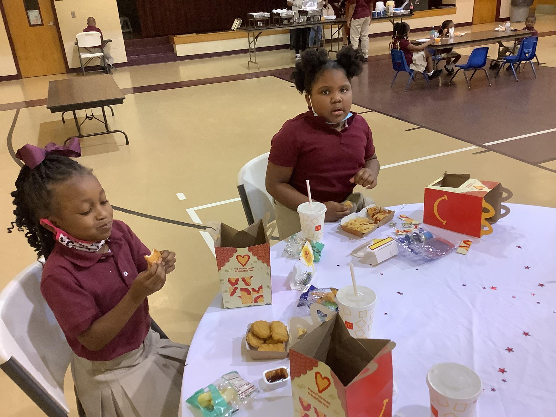 Special Lunch with Students who met their AR Goals