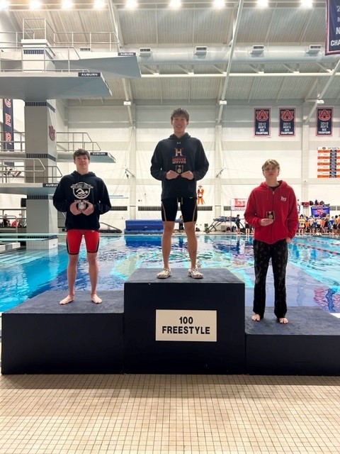 Andon Ellzey 2nd place 100 yd free