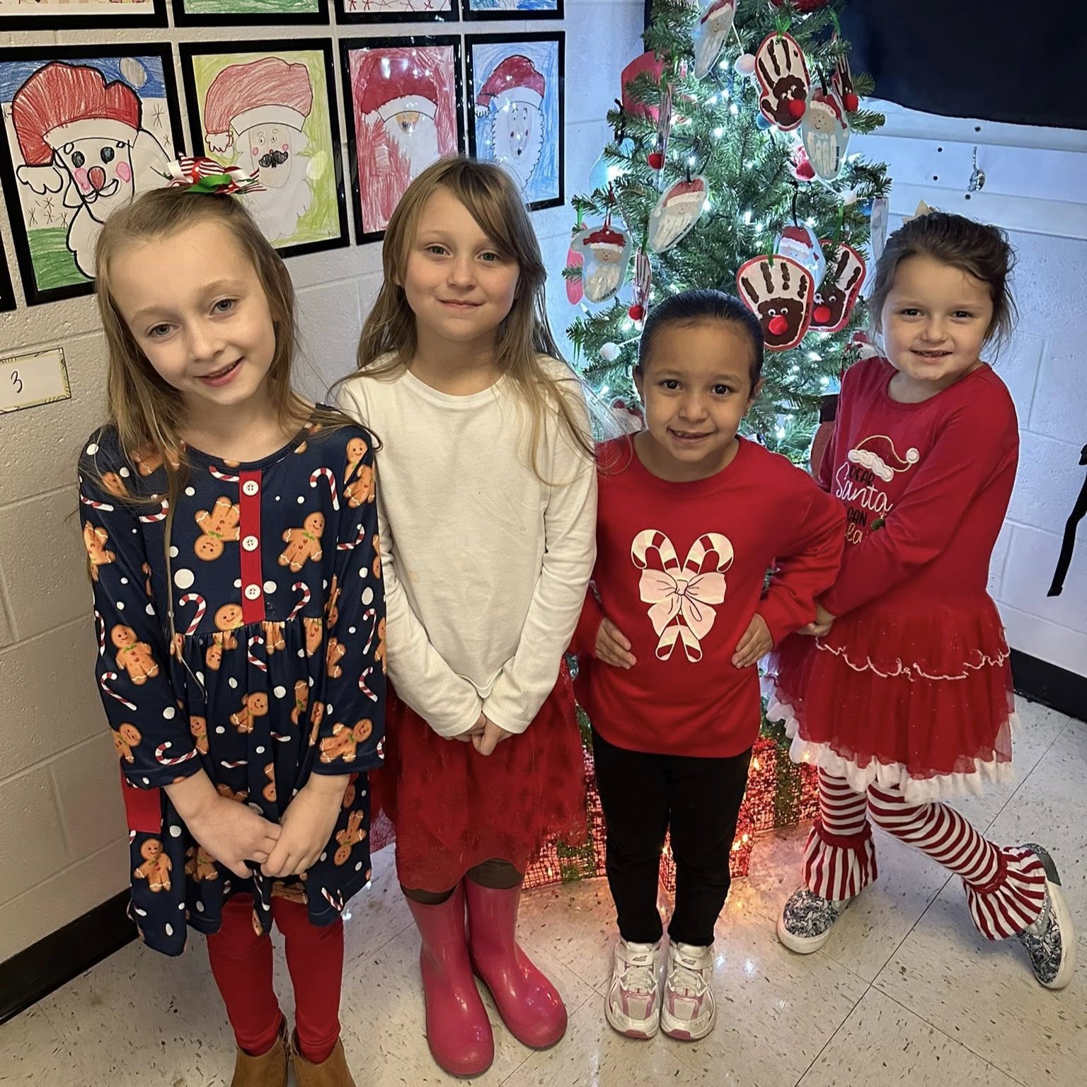 Students dress in Christmas colors