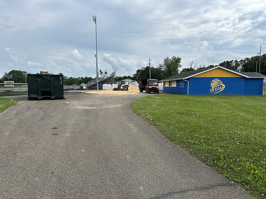 Sand and pellets area