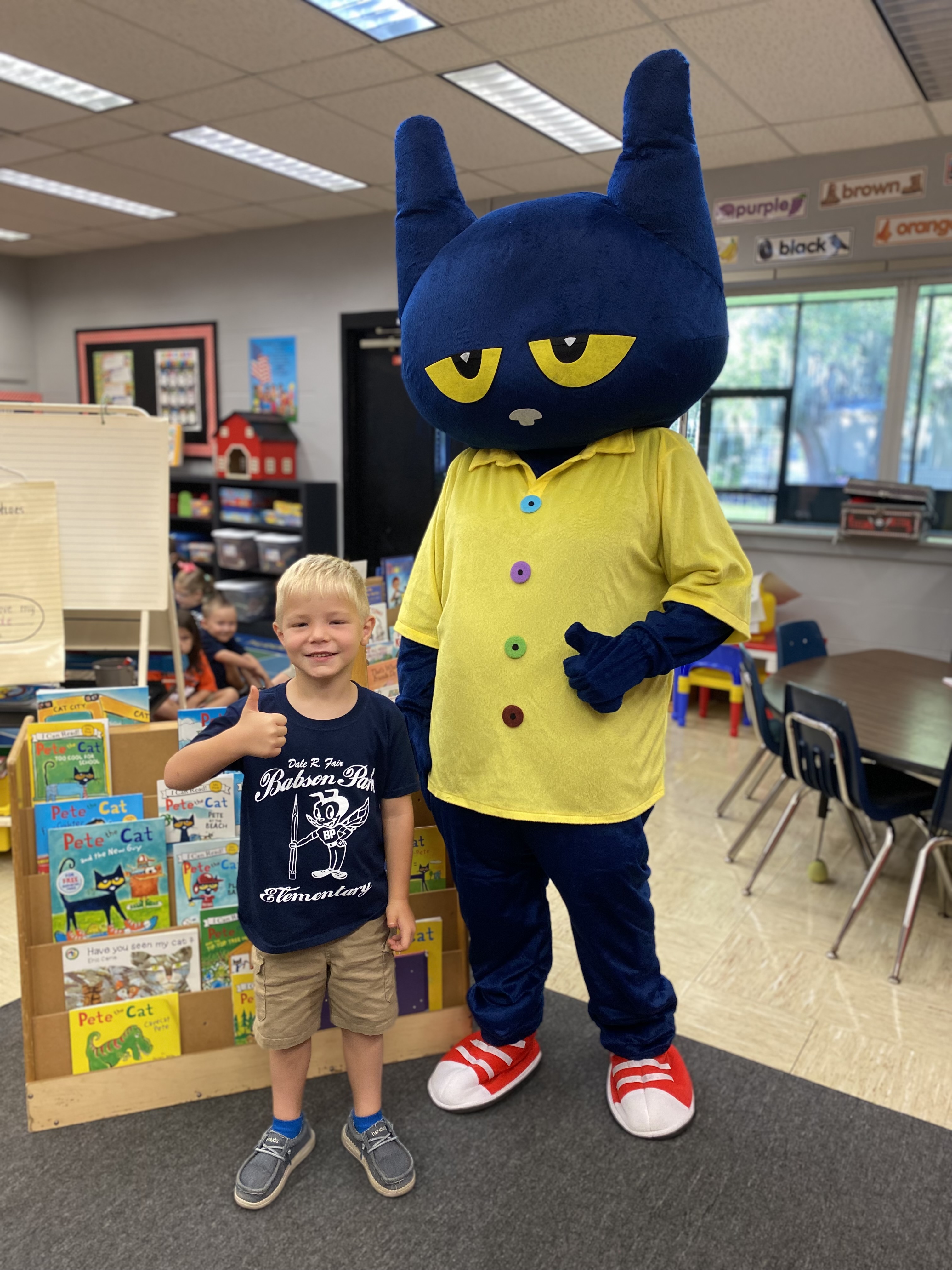 Pete the Cat visiting with a Kindergarten Gnat.