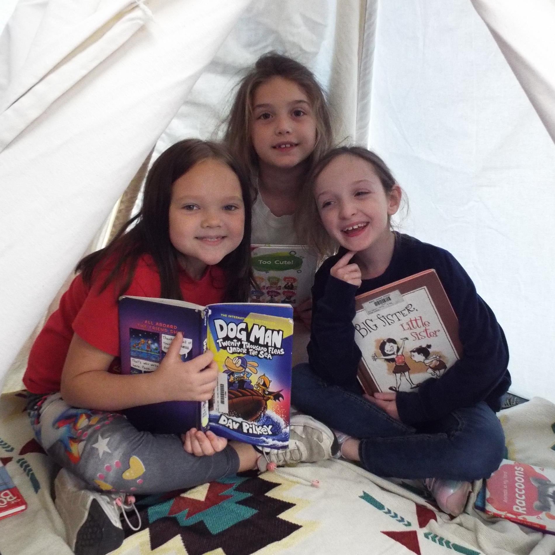 Students reading together