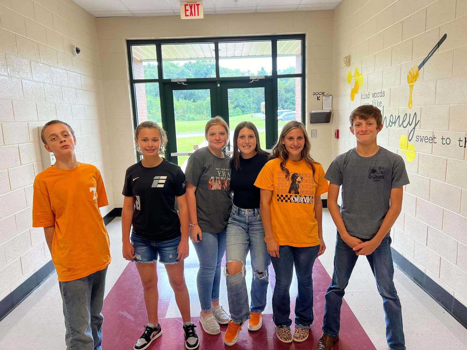 Students and teachers dressed in their fan attire for homecoming