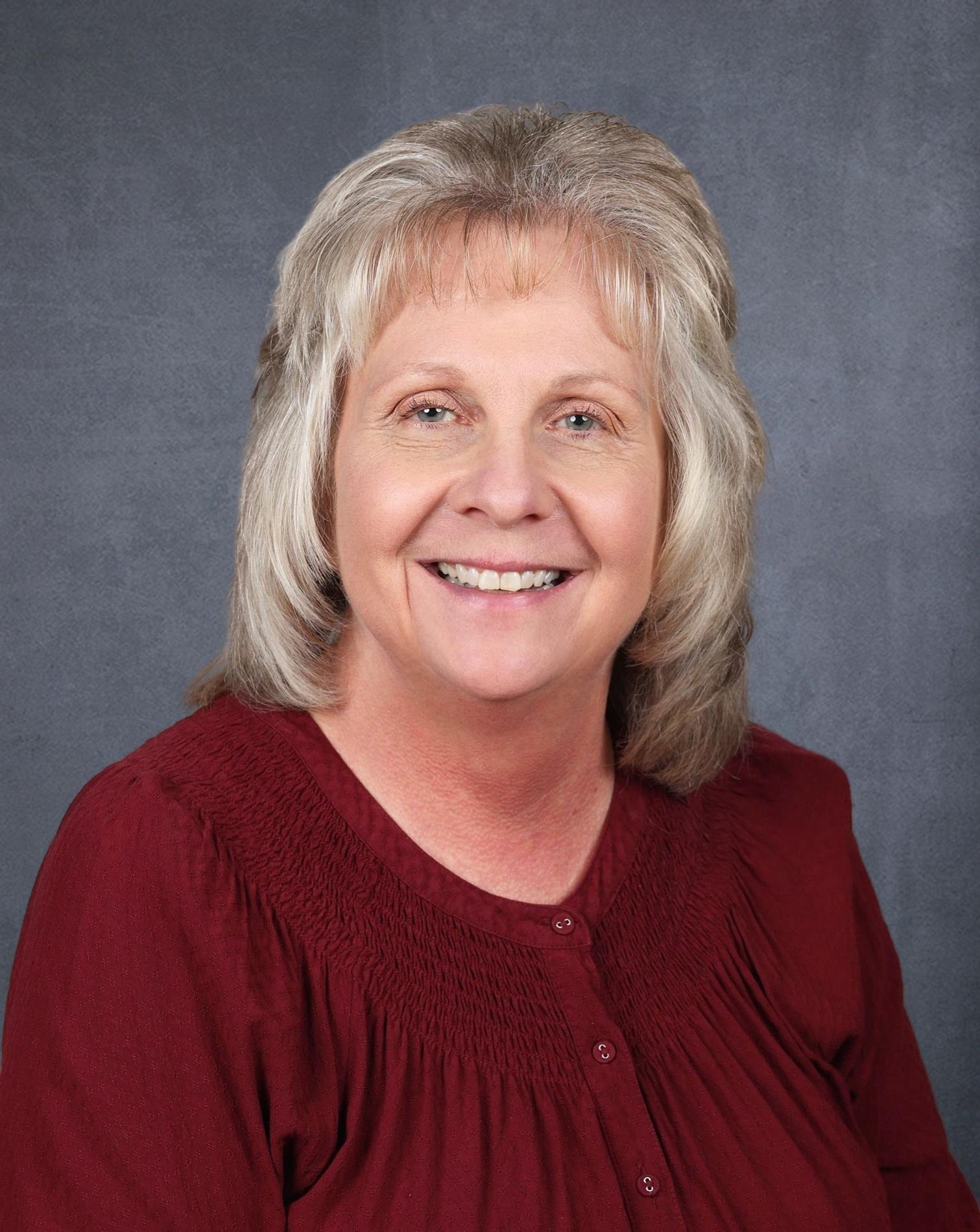 Tammy Sanders, Huntland's Support Staff of the Year