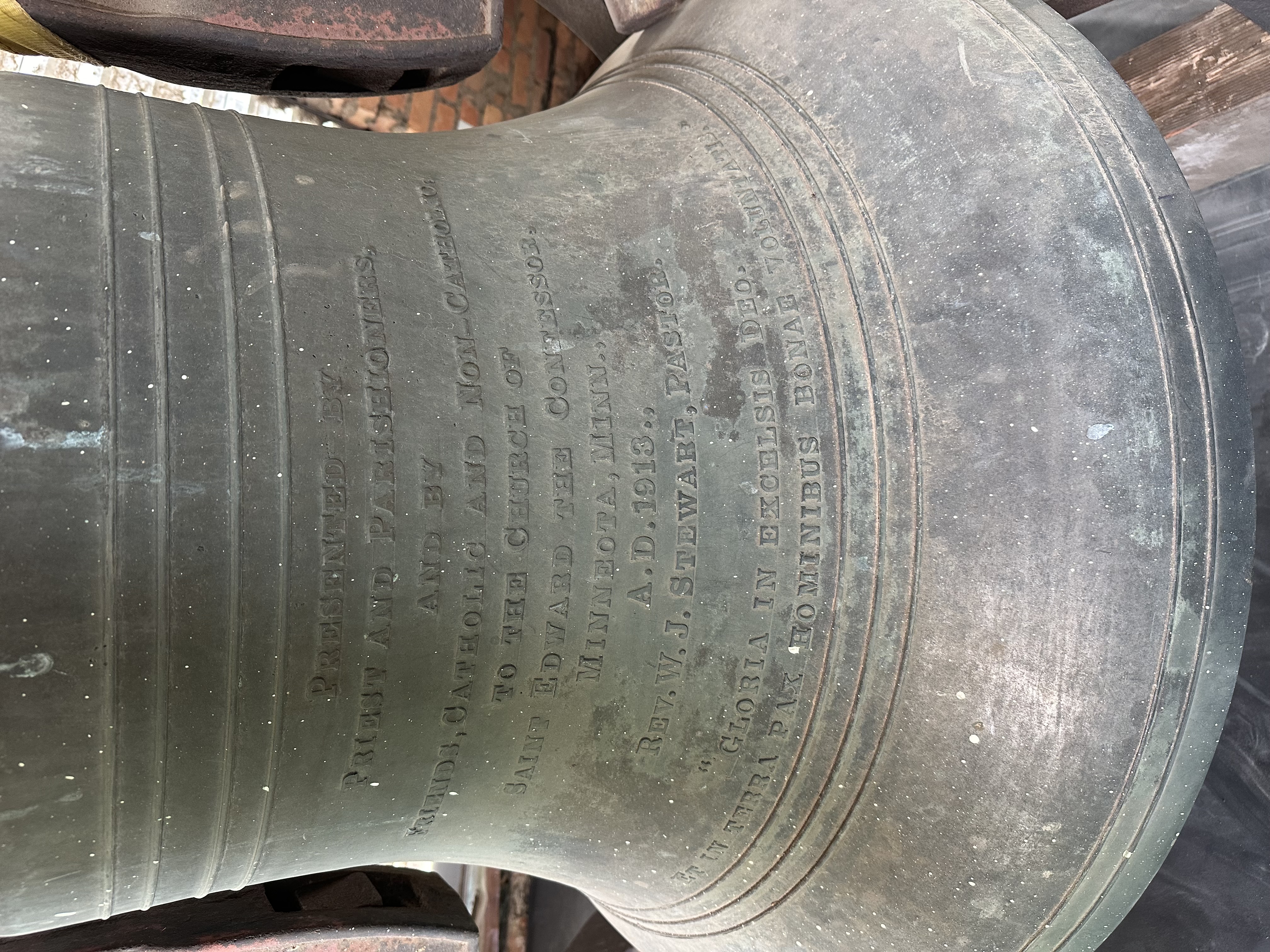 Bell inscription