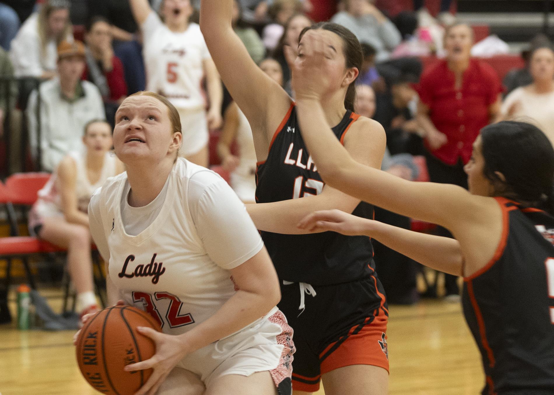 Ingram Tom Moore girls basketball vs Llano