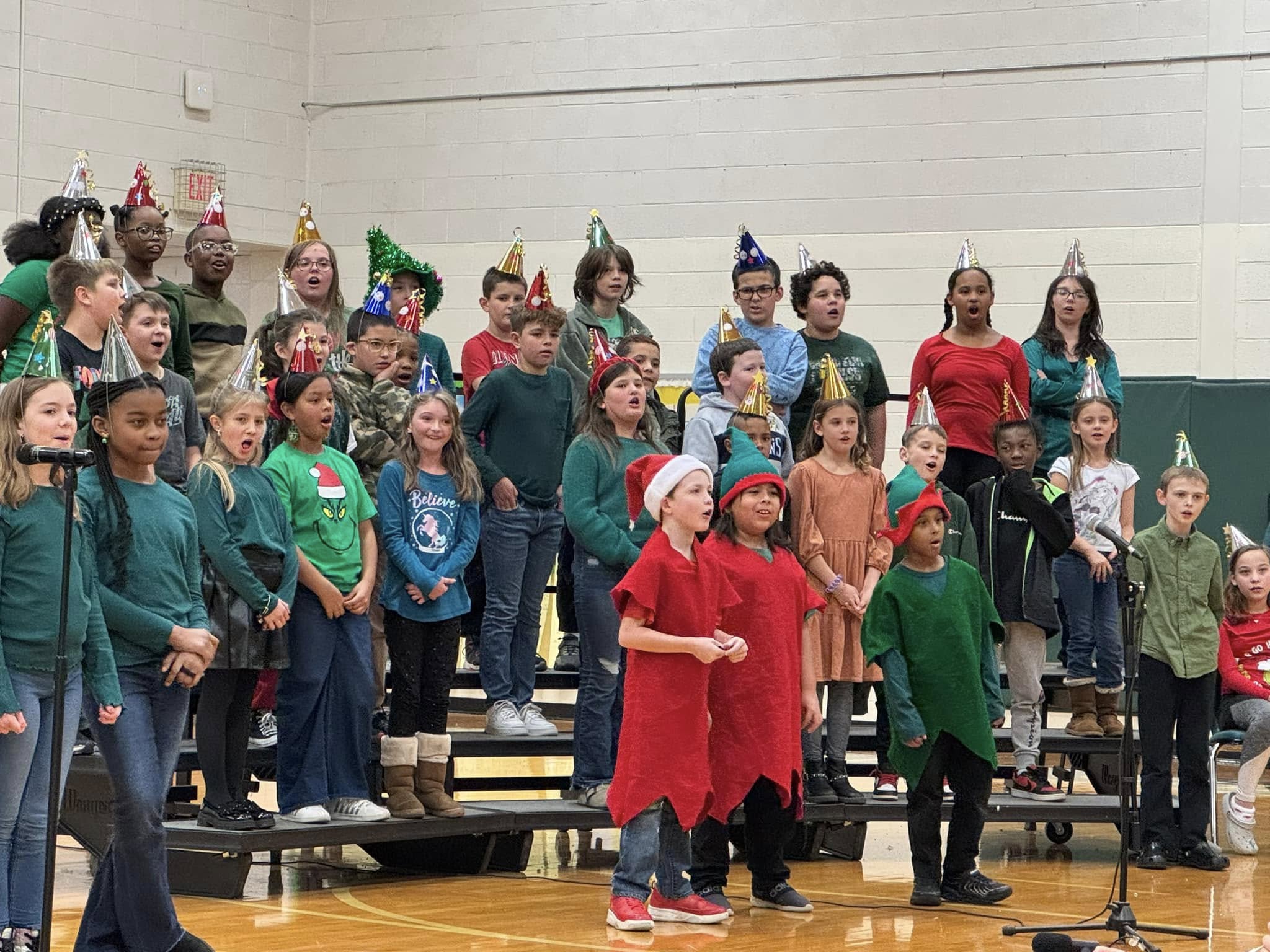 4th Grade Christmas Performance 