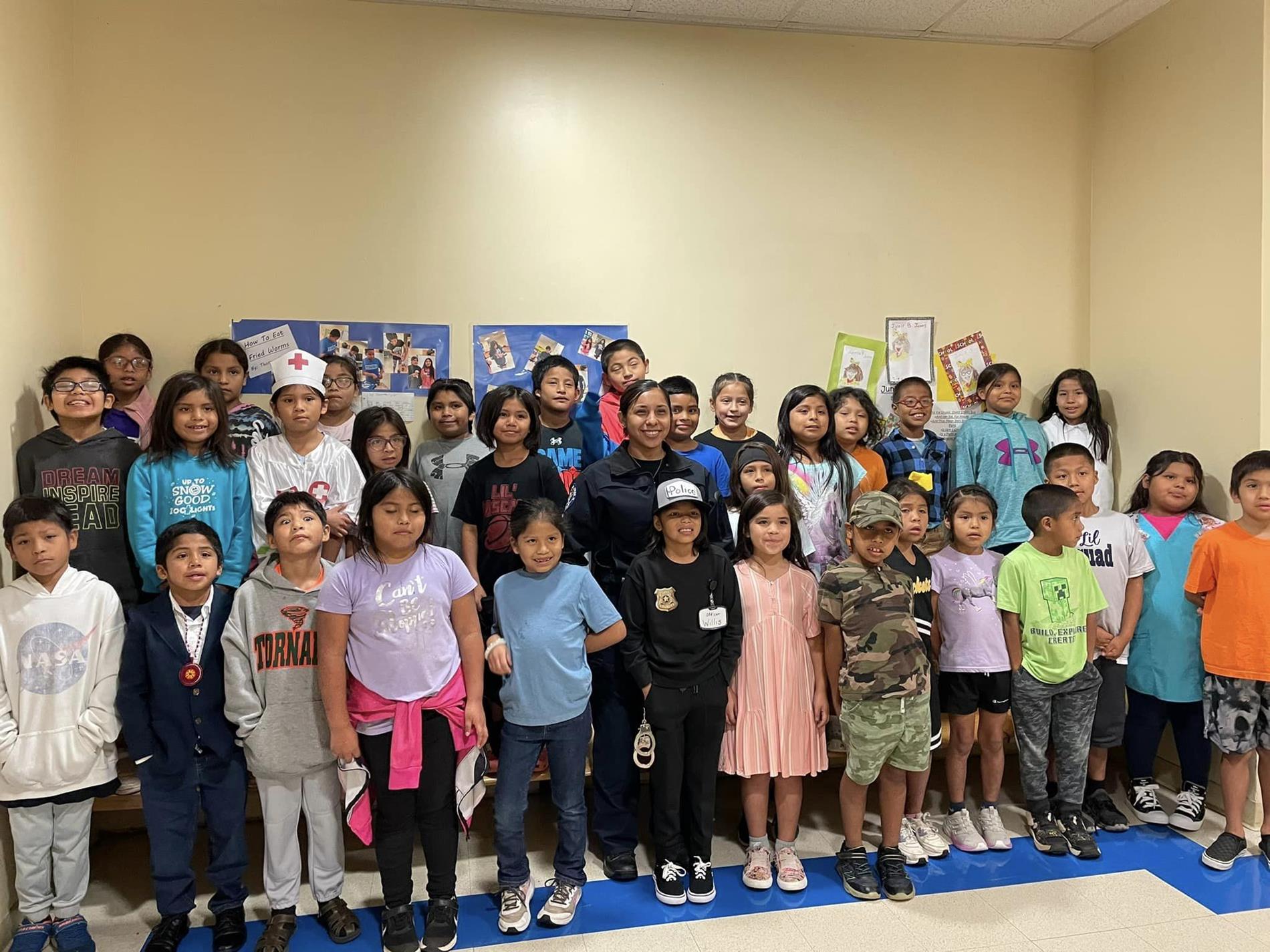 Choctaw PD officers visit
