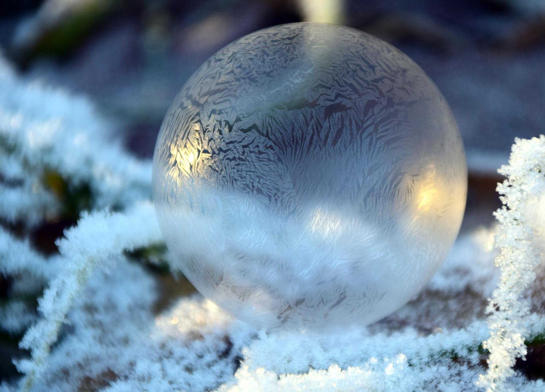 Christmas snow with bubble