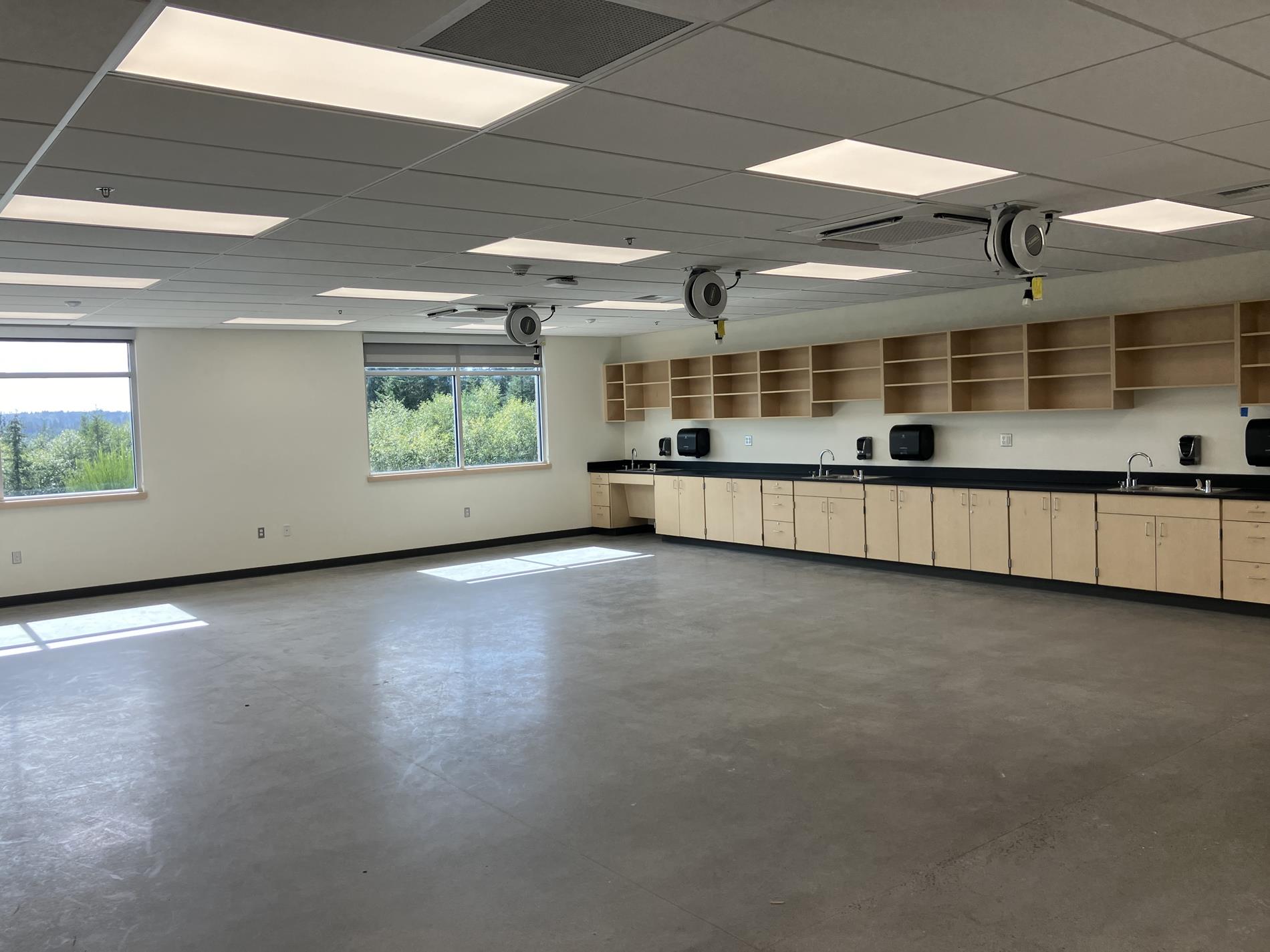 New Middle School Science Room