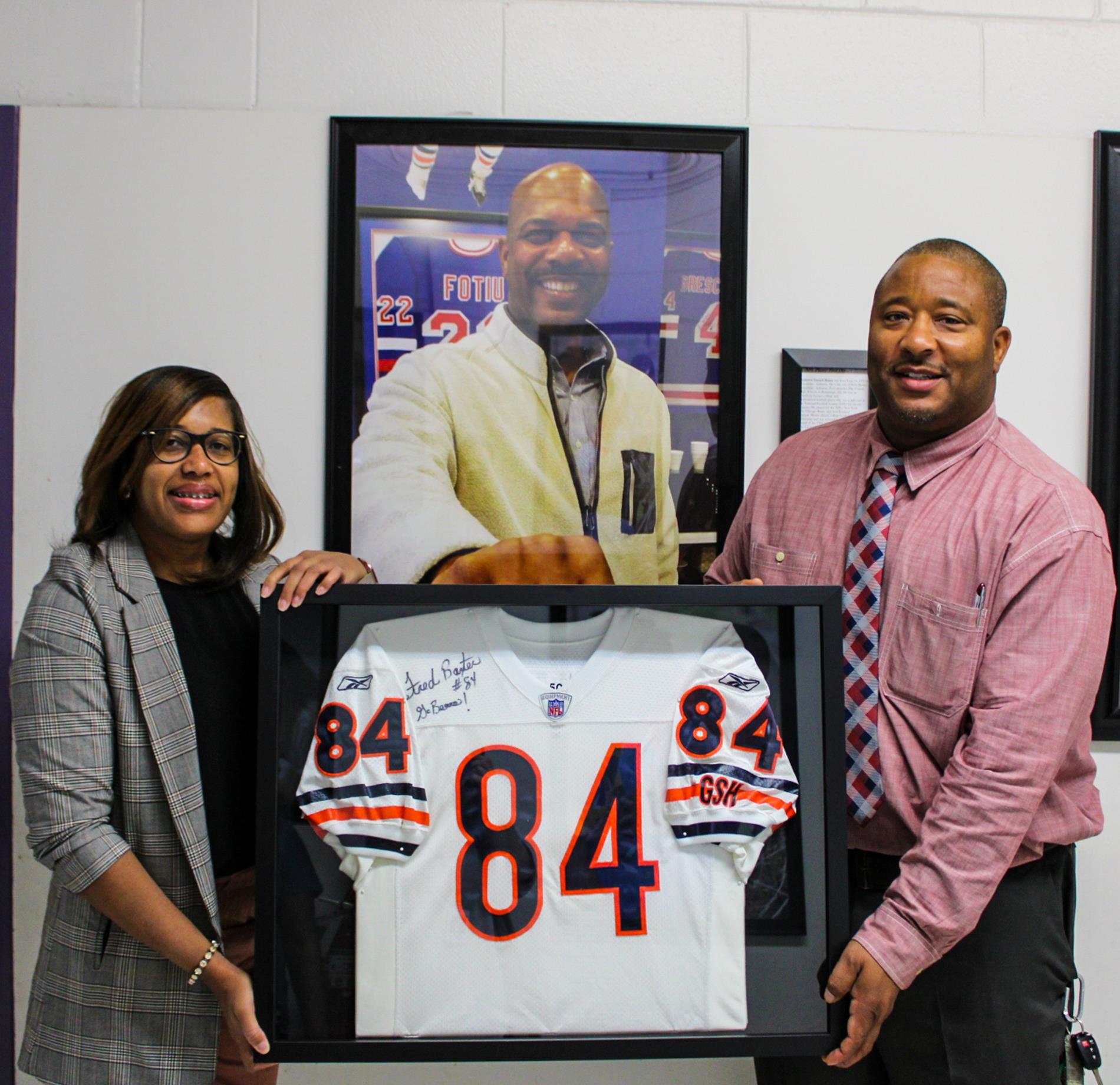 Fed Baxter jersey donated to PCES