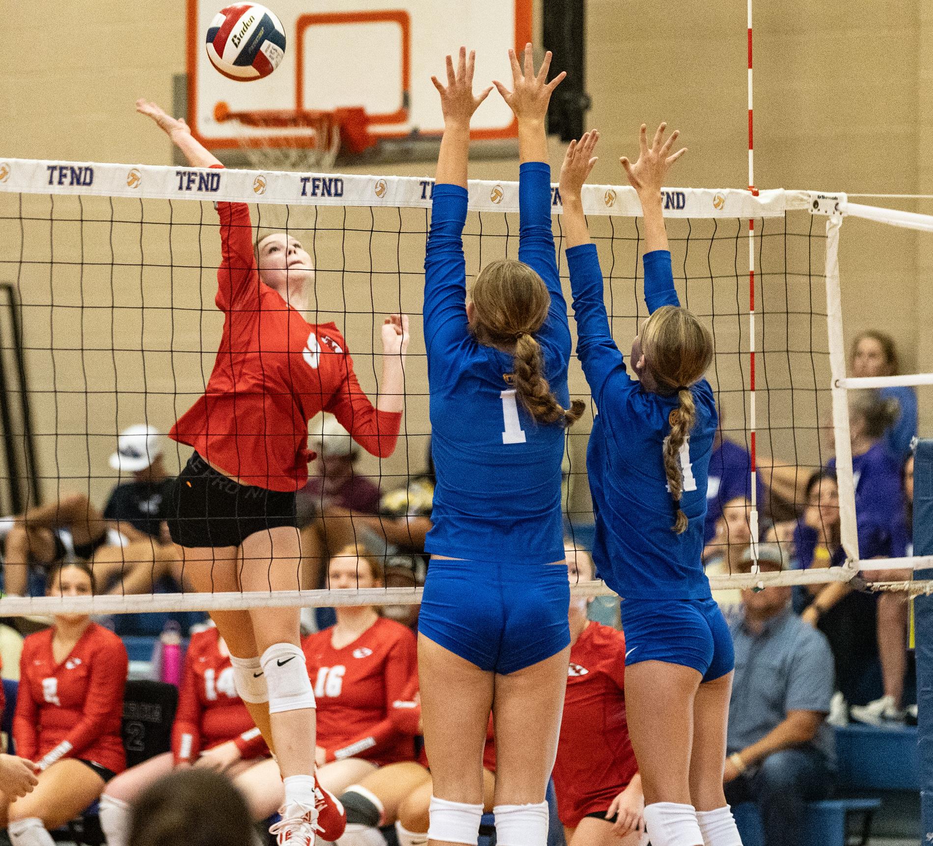 Ingram vs. Alamo Heights at the Kerrville Tournament