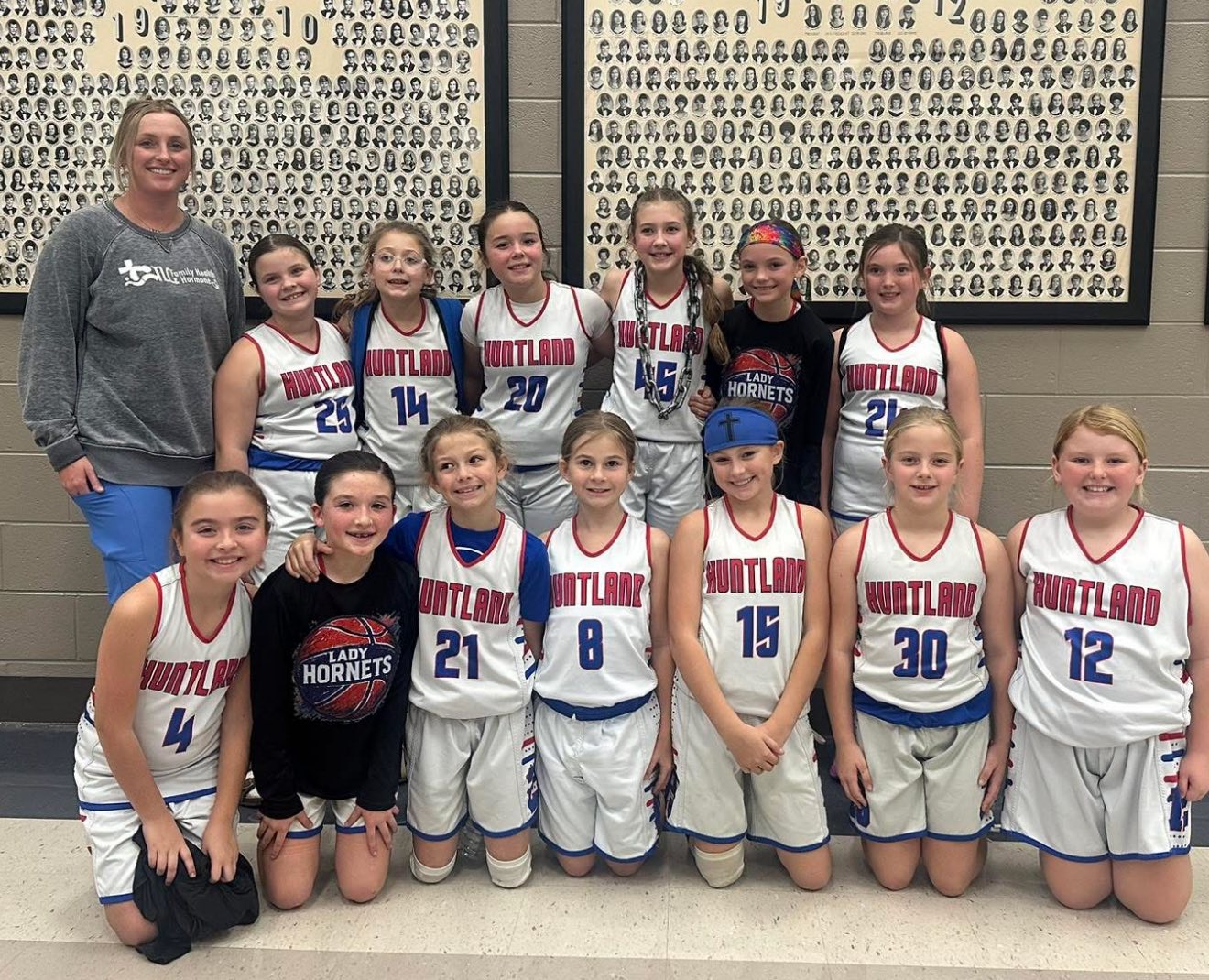 girls basketball team